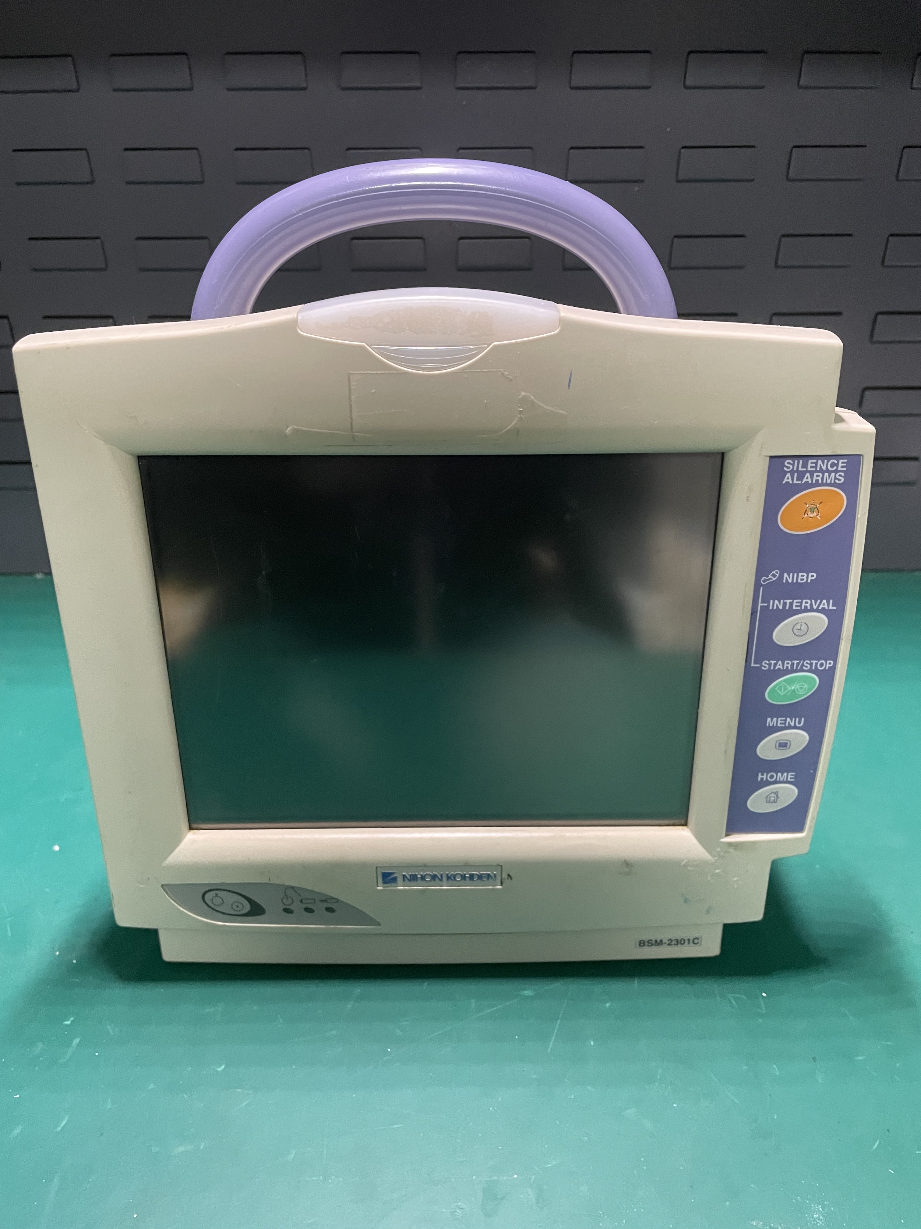Reparación usada del monitor de paciente Nihon Kohden BSM-2301C
