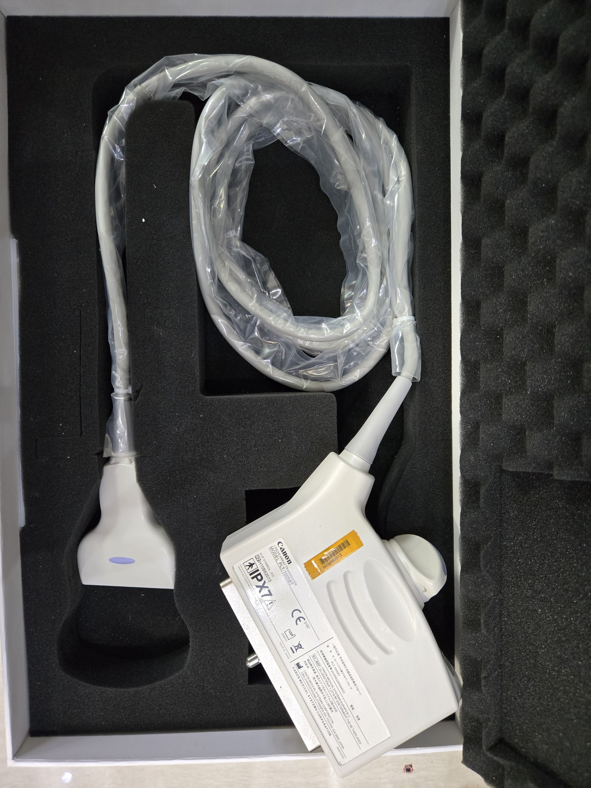 Sonda de transductor de ultrasonido de matriz lineal Toshiba PLT-1005BT usada