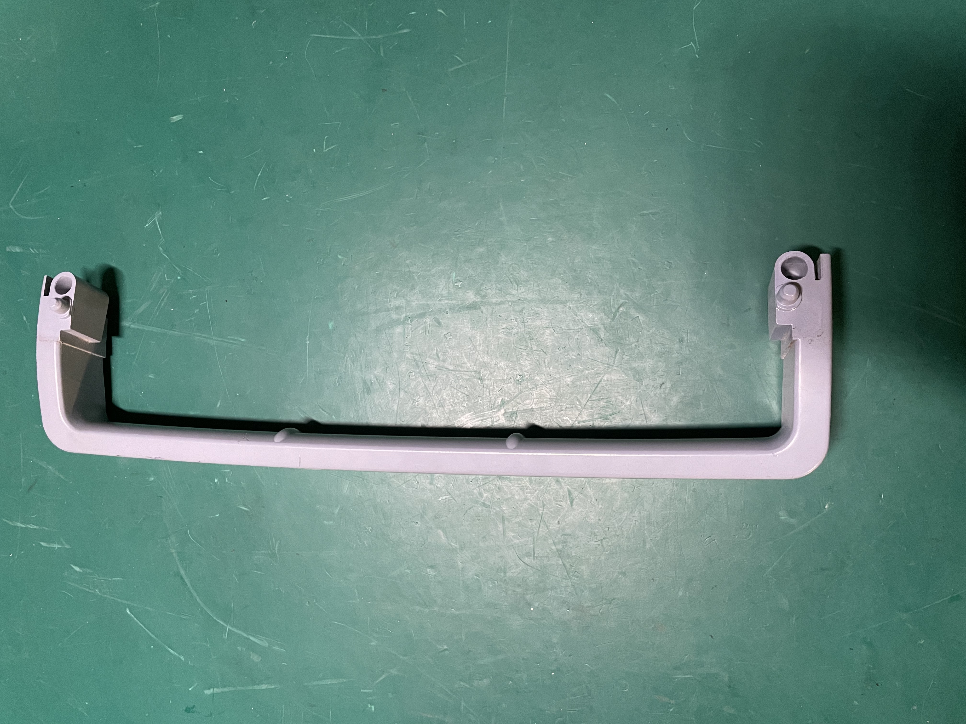Pemegang Monitor GE B20