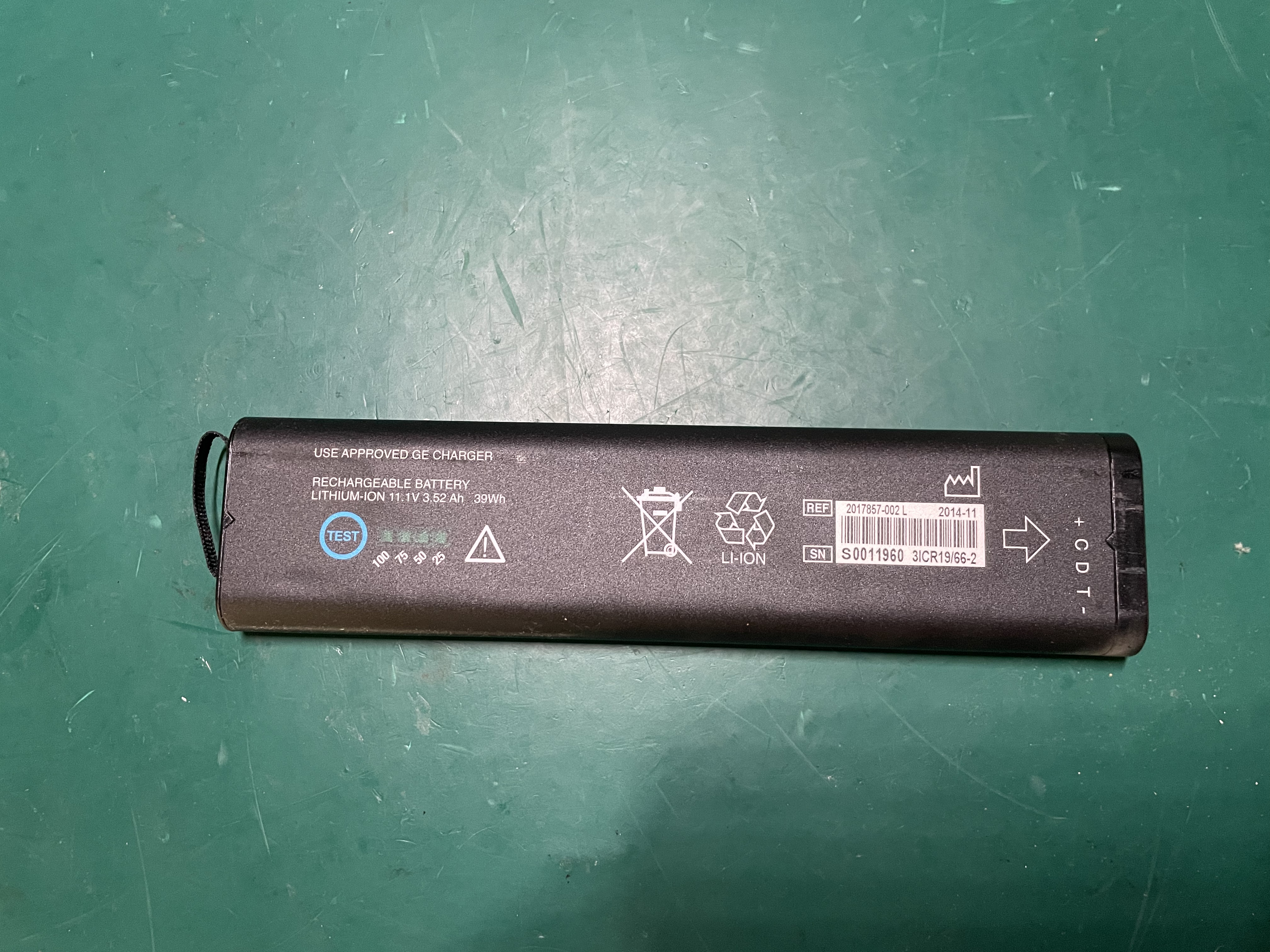 GE B20 แบตเตอรี่จอภาพ REF 2017857-002L 11.1V 3