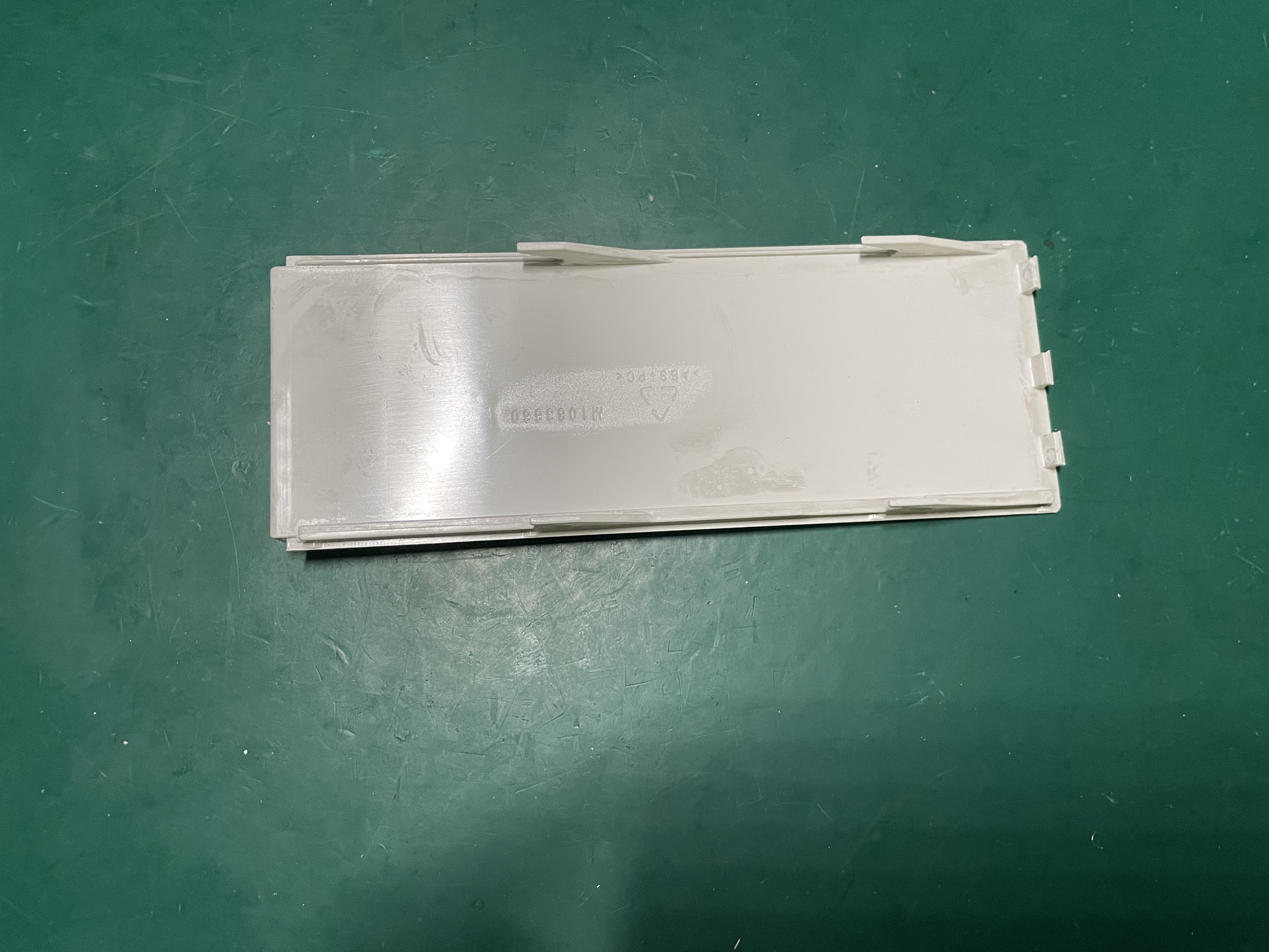 Rangka Modul Monitor Pesakit GE B650 Plat Belakang M1083660