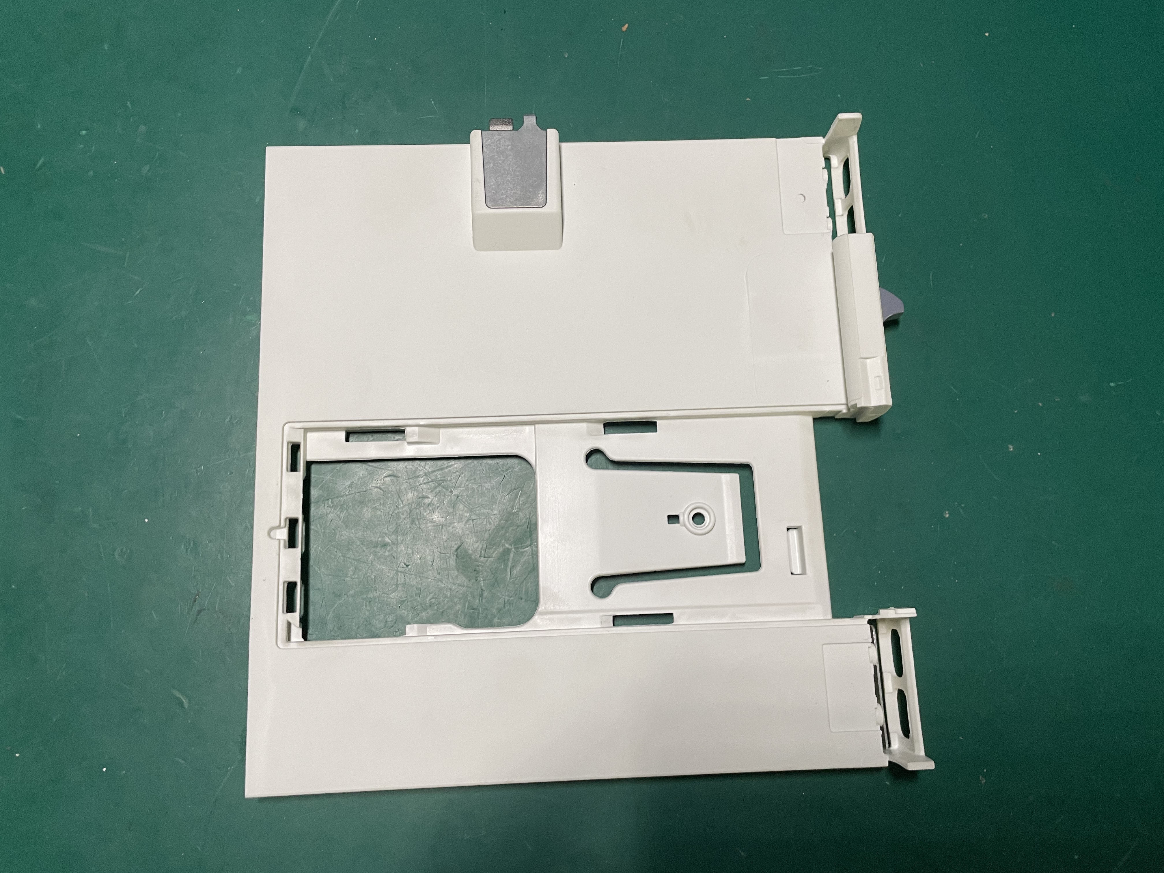 GE B650 Patient Monitor Module  Frame Assembly M1152896