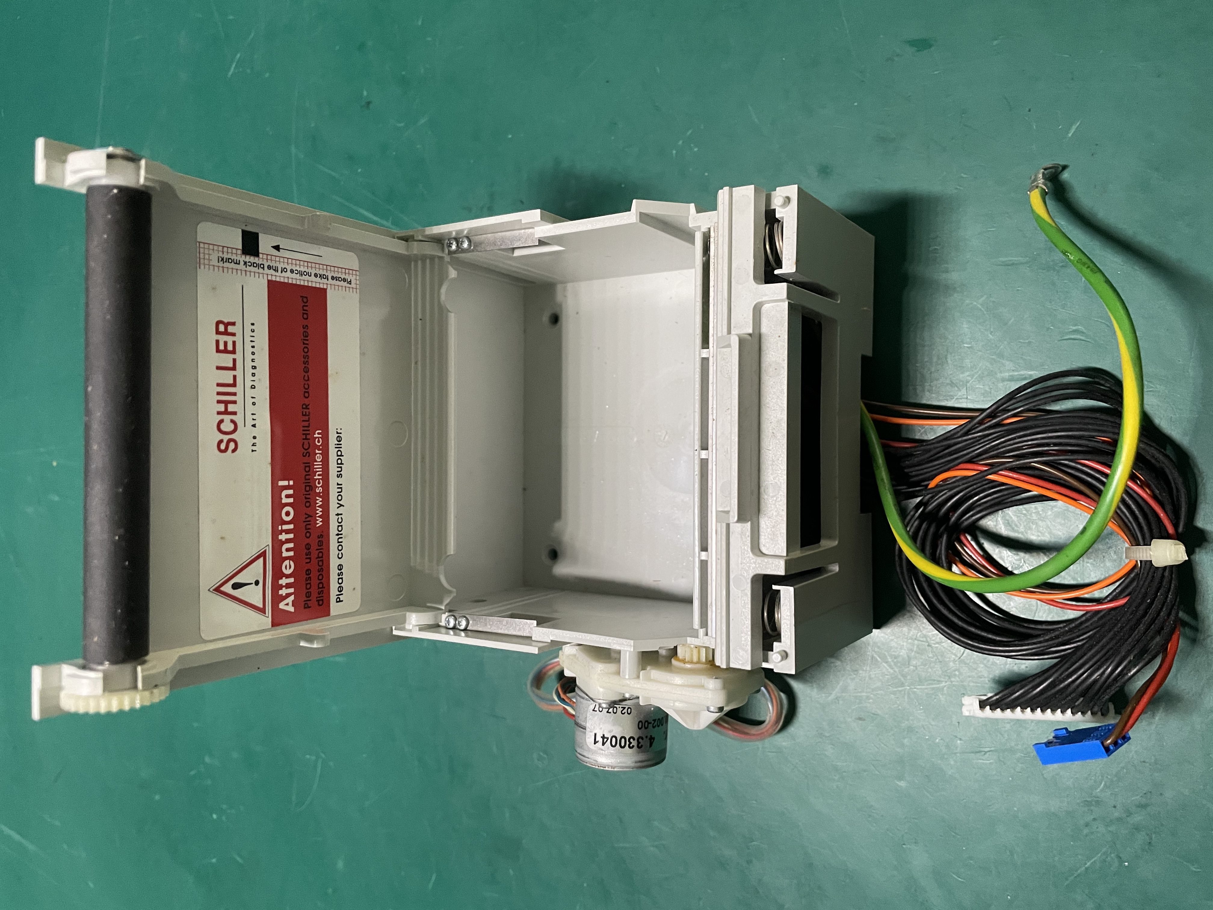 SCHILLER AT-101 เครื่องตรวจคลื่นไฟฟ้าหัวใจ ECG Printer 98.30