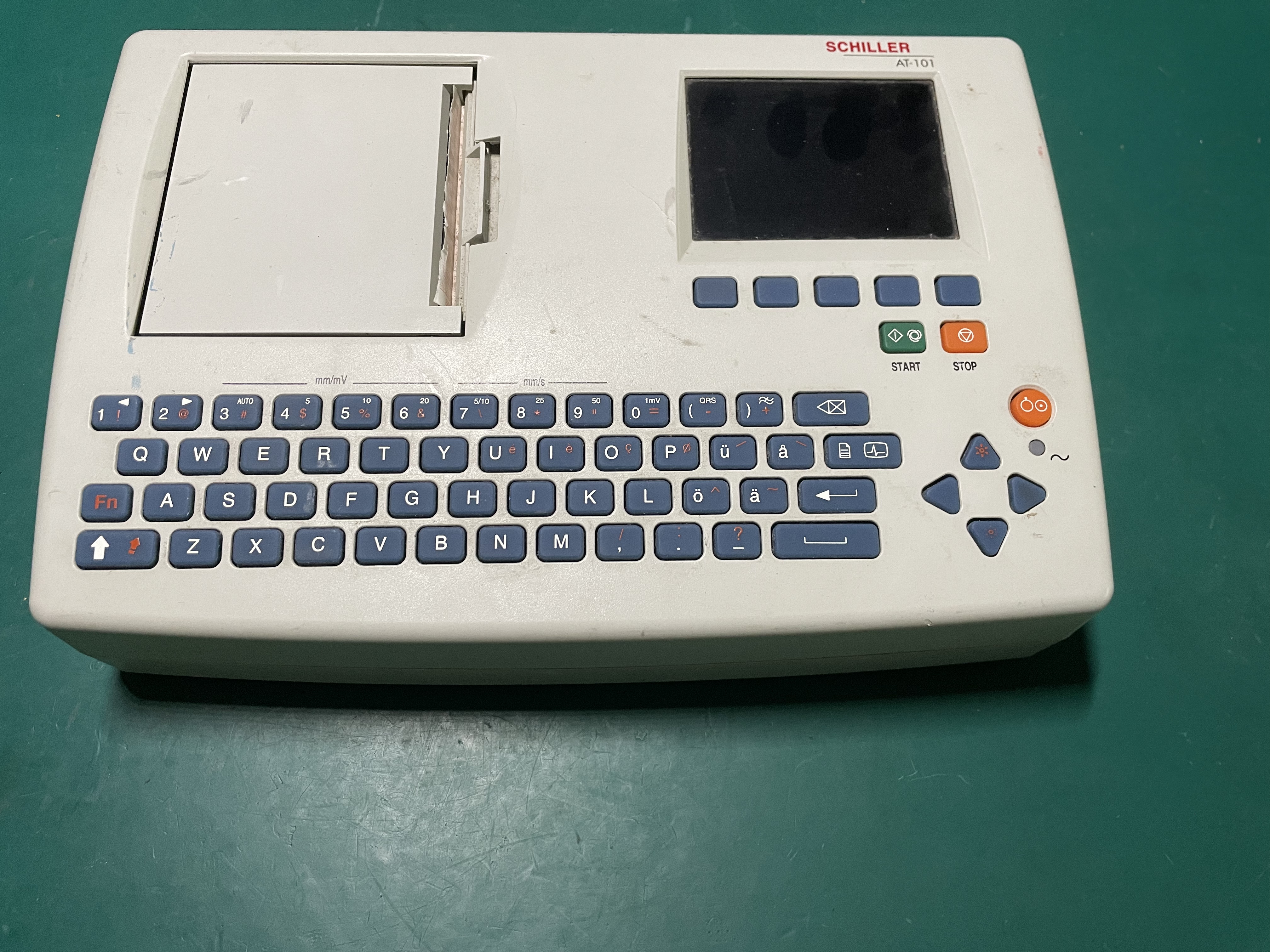 SCHILLER AT-101 ECG Machine for Repair