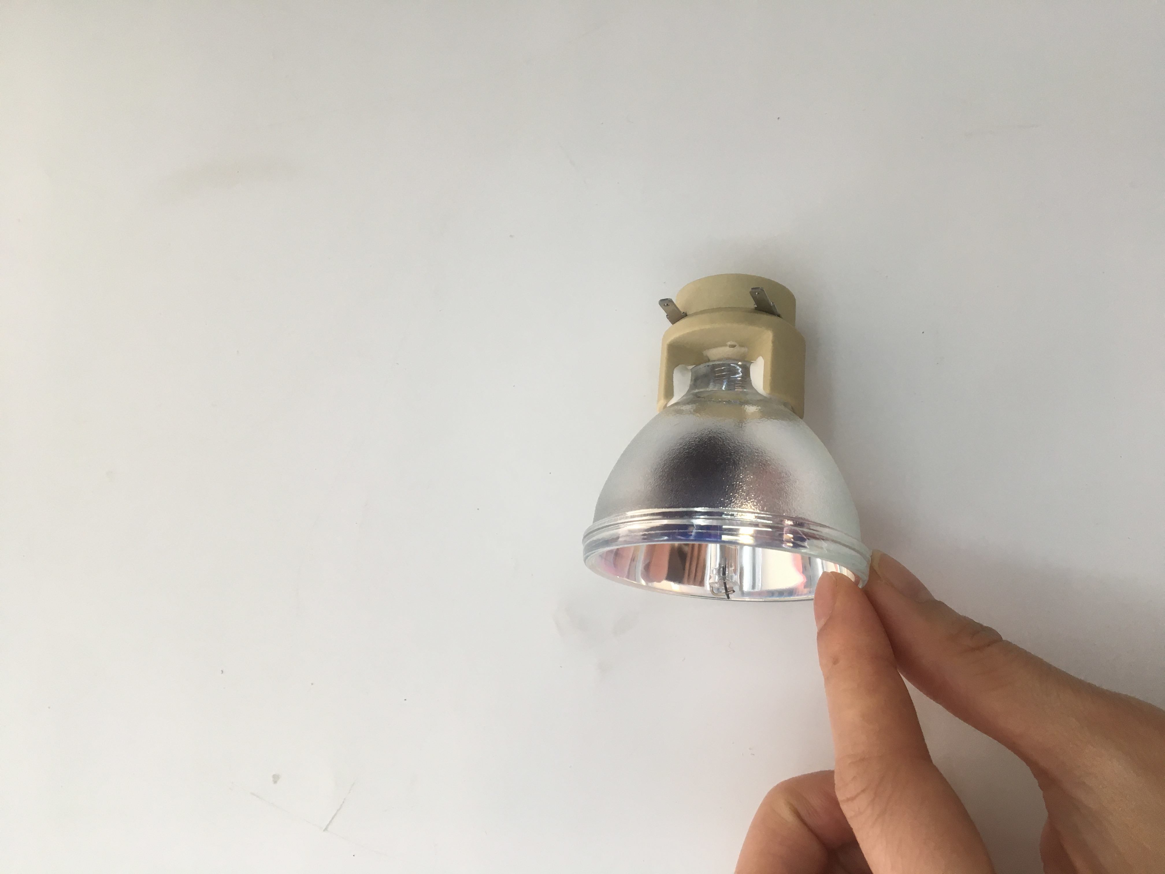Bombilla Osram P-VIP 3301.0 E20.9 Nueva Original