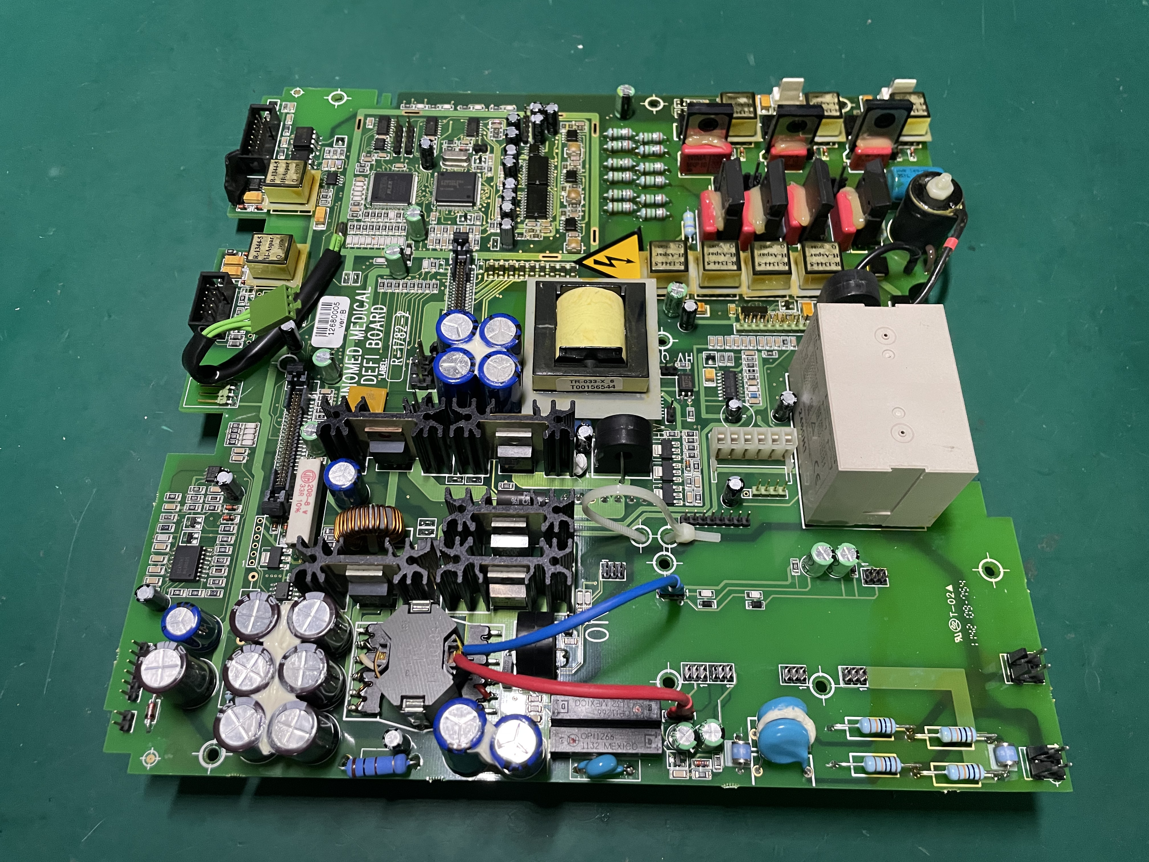 Papan Defibrilator Defibrilator Innomed Cardio-Aid 200-B INNOMD MEDICAL DEFI BOARD R-1782-2
