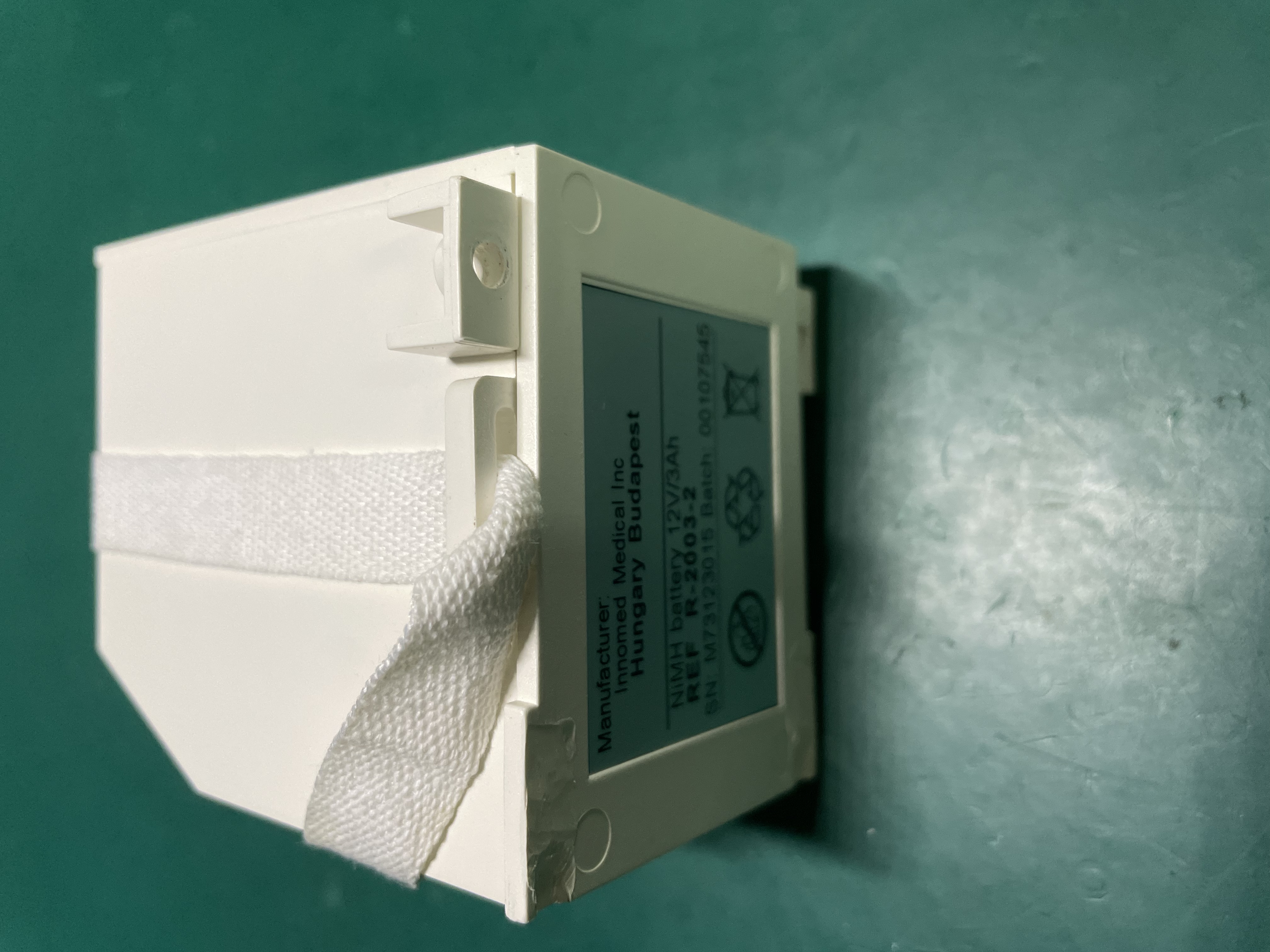 Bateri Innomed Cardio-Aid 200-B NiMH 12V 3Ah REF R-2003-2 SN M73123015 Kelompok 00107545