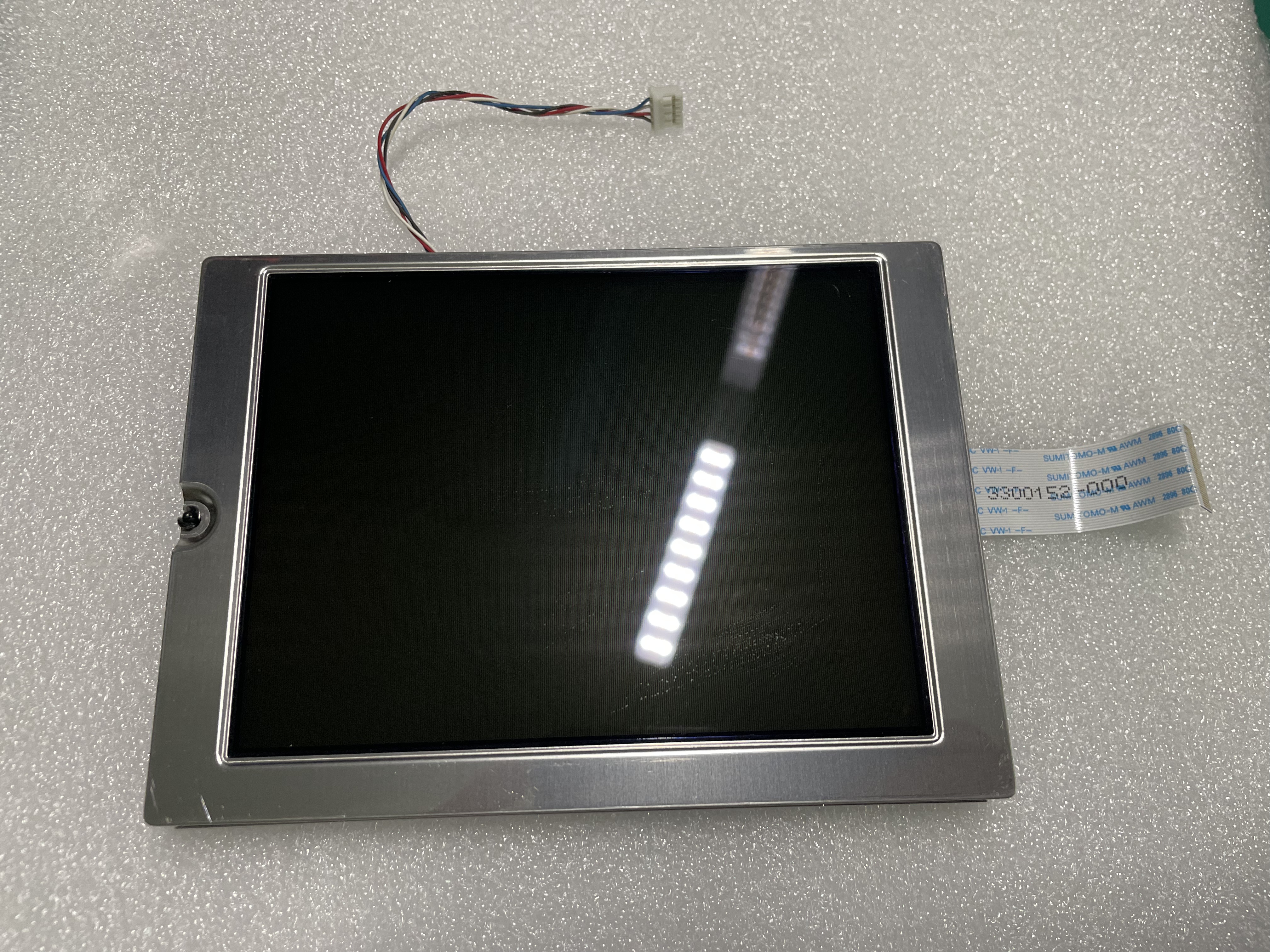 Medtronic LP20 defibrillator display TCG057QVLCS-H50-43-31-34