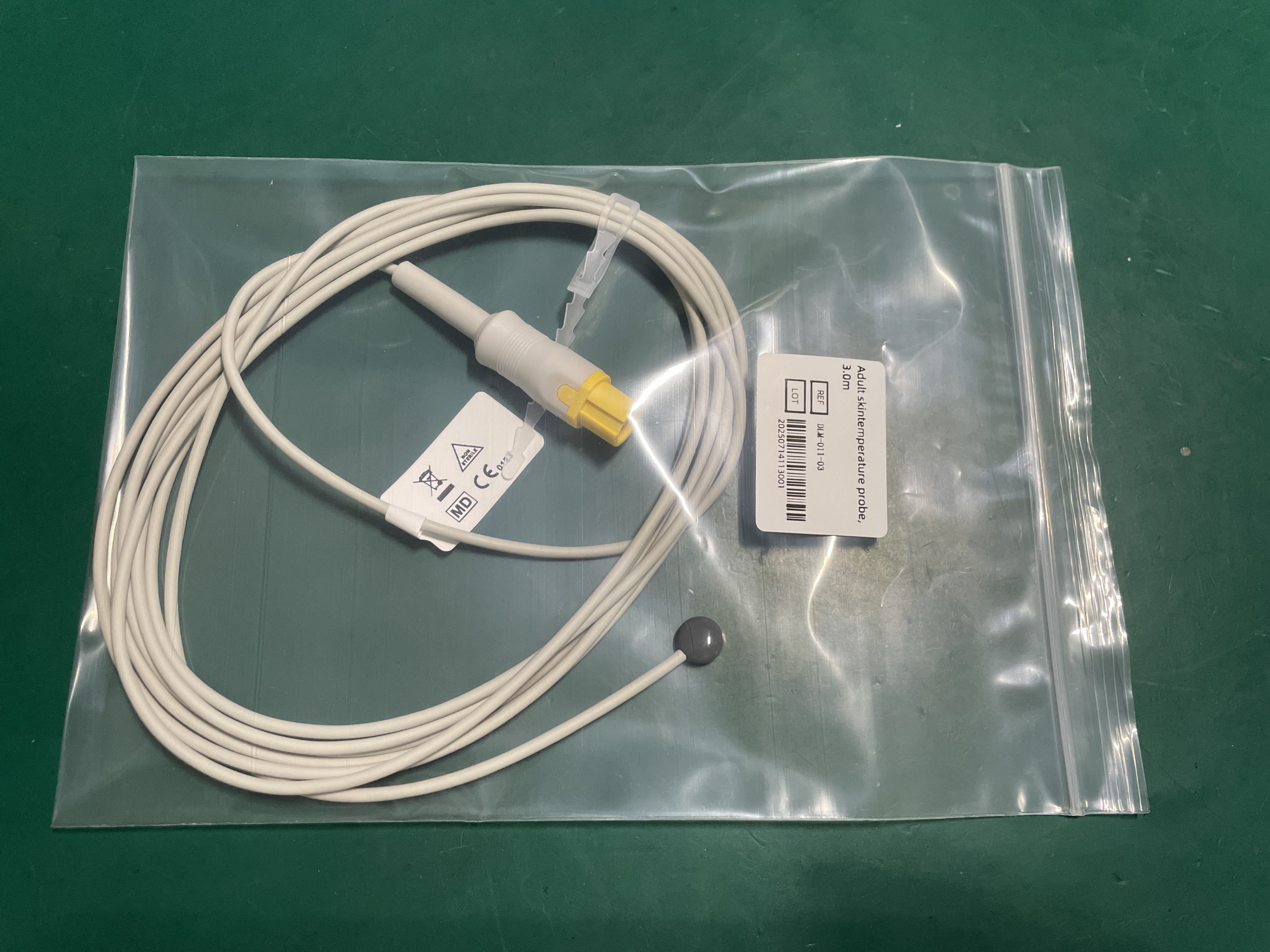 Adult skintemperature probe,3.0m DLM-011-03