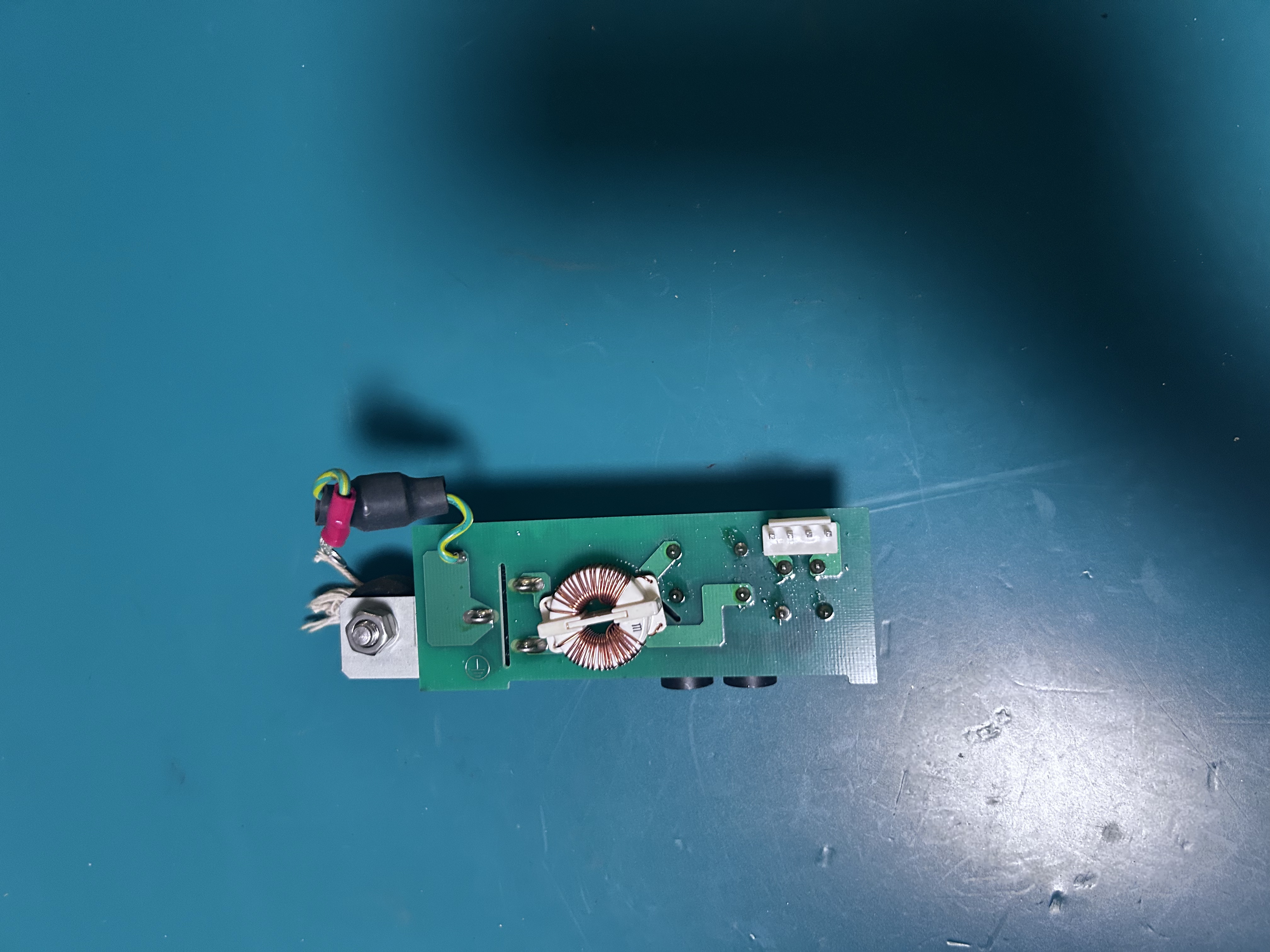 Fukuda CardioMax FX-3010 electrocardiógrafo Placa de interfaz de alimentación de tres puntas que incluye botón de interruptor de cable de tierra PCB-6353A-C1 E133379