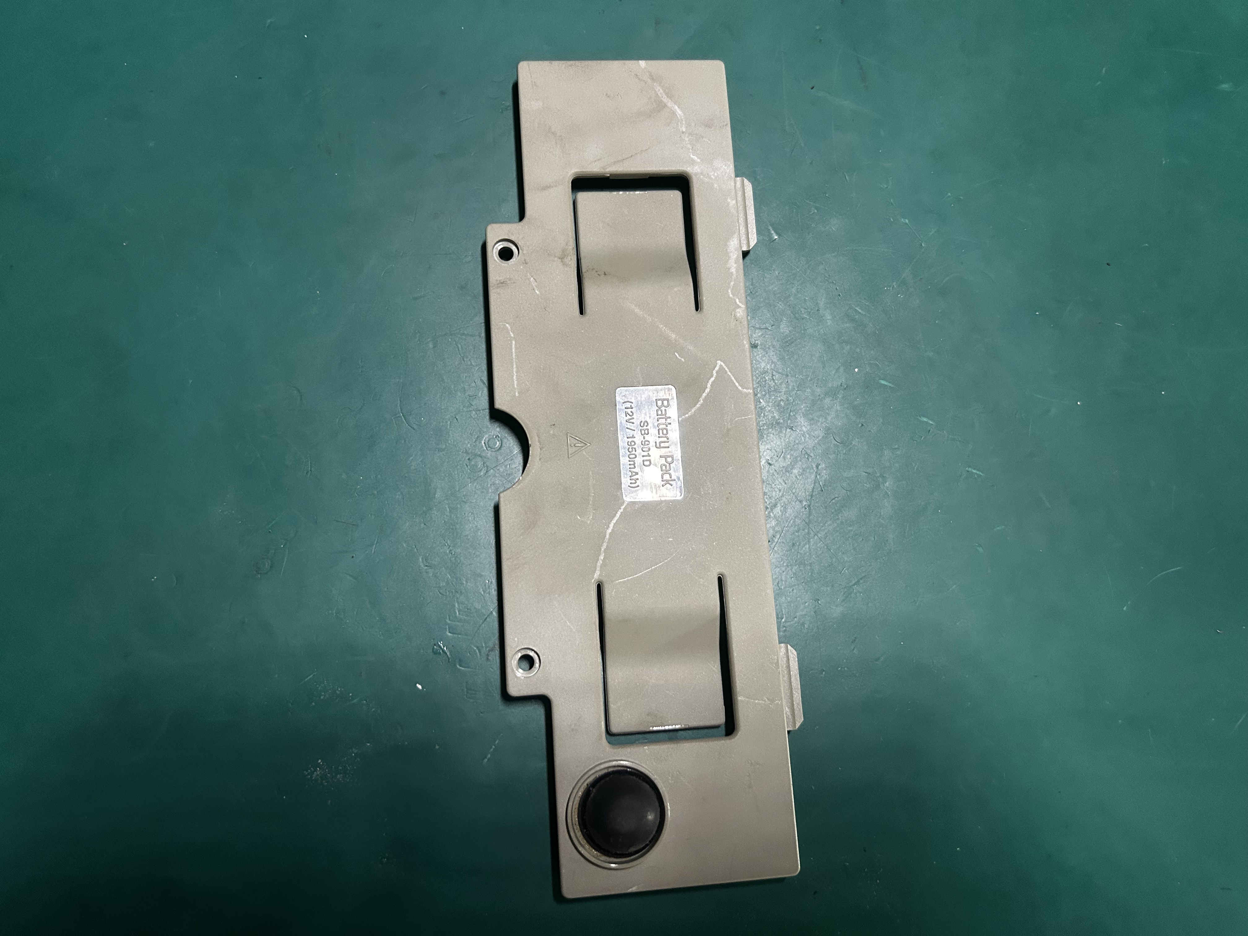Nihon Kohden ECG-6951E electrocardiograph battery cover SB-901D