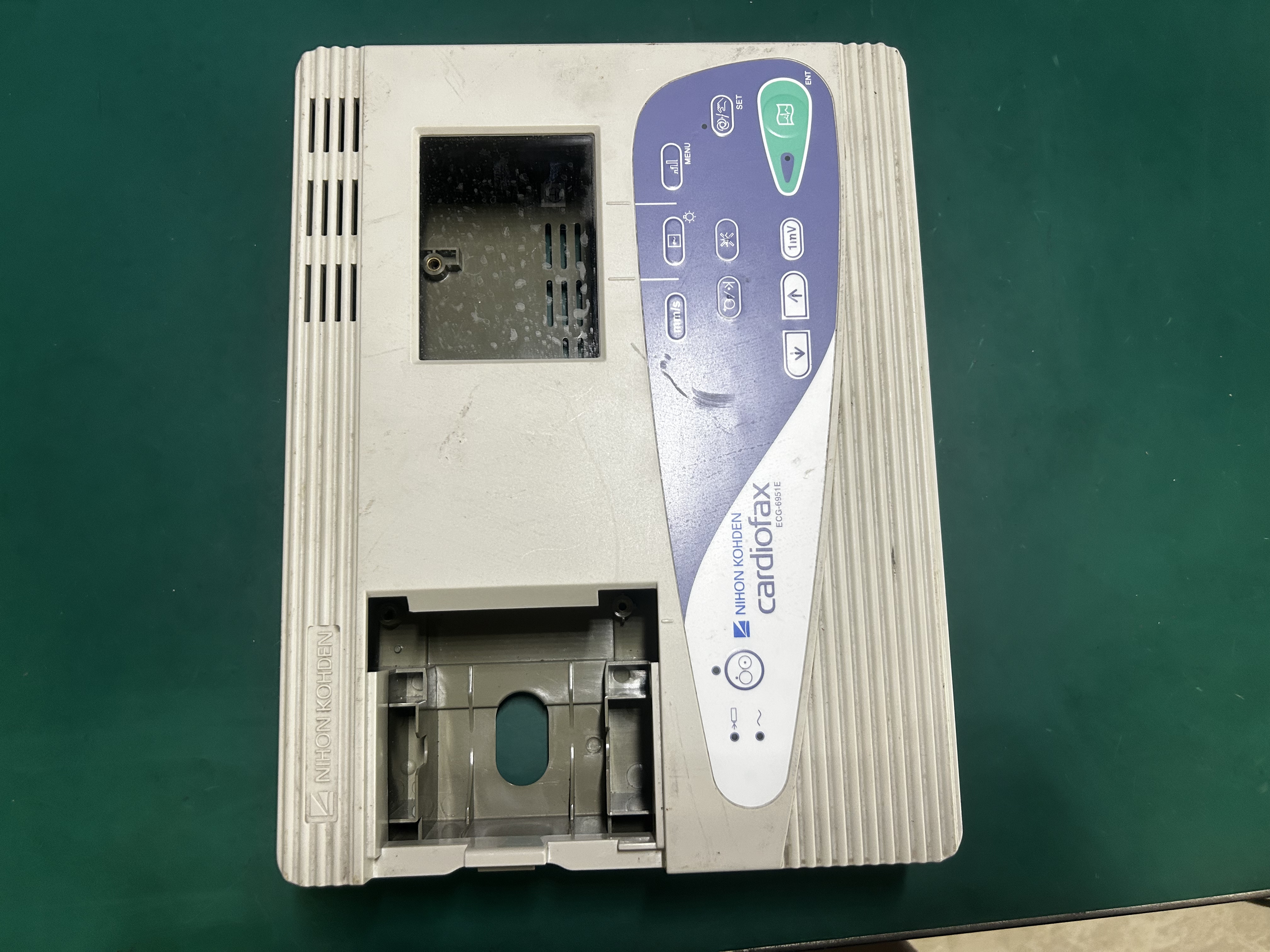 Pencetak elektrokardiograf Nihoh Kohden ECG-6951E perumahan lengkap
