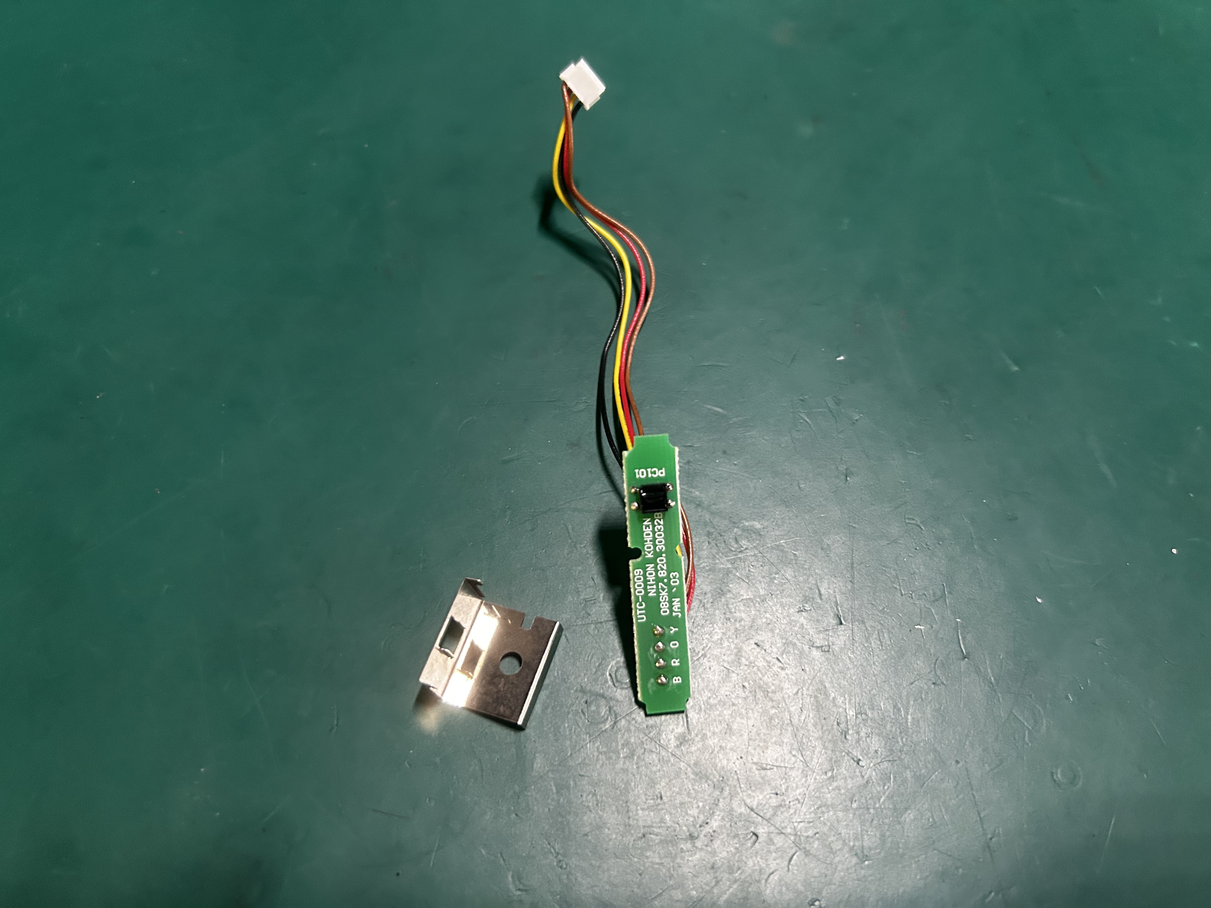 Nihon Kohden ECG-6951E papan penderia kertas elektrokardiograf 08SK7.820.30032B UTC-0009