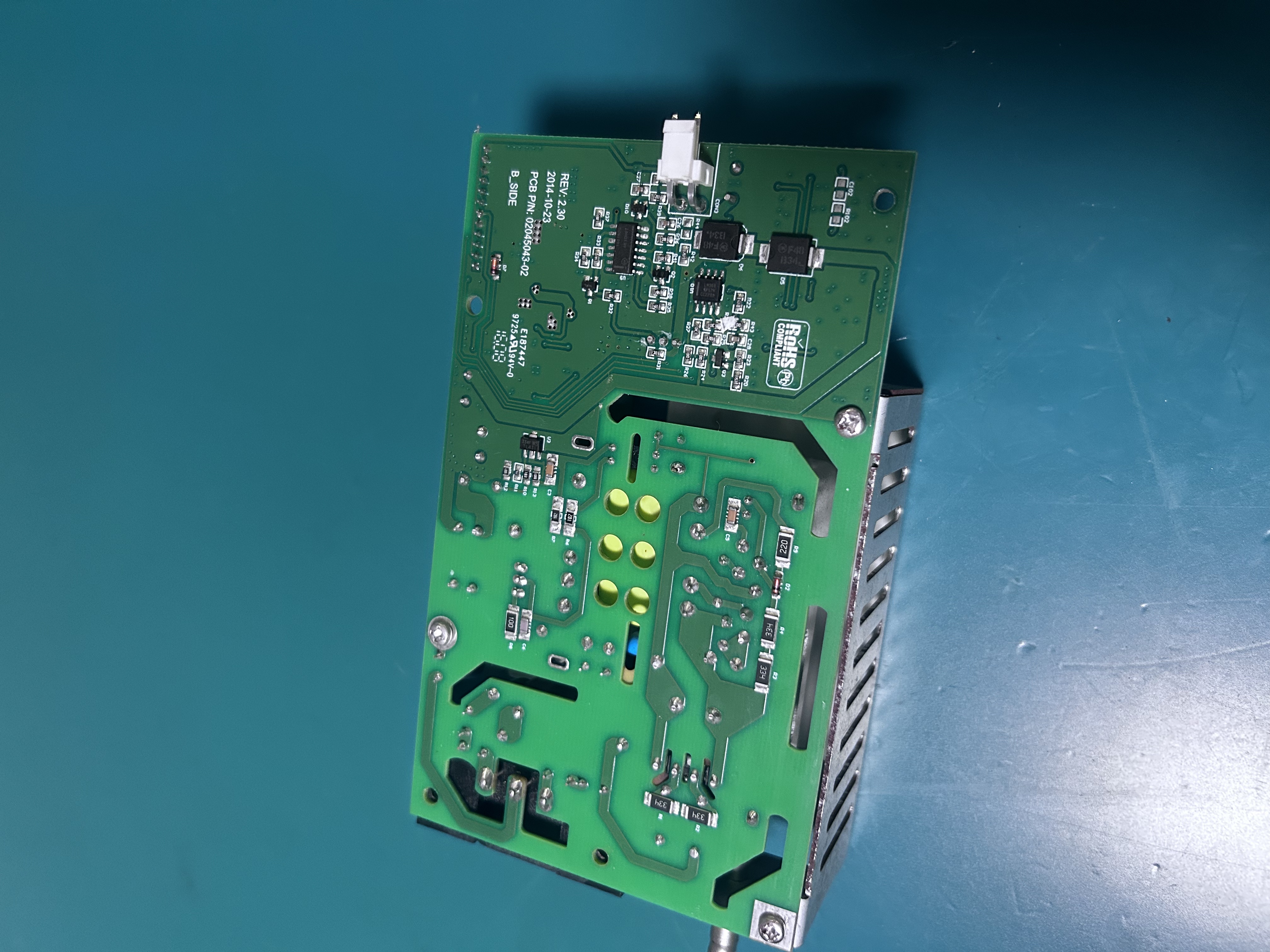 Papan kuasa monitor janin Biocare FM-801 dengan soket kuasa tiga cabang 02045043-02