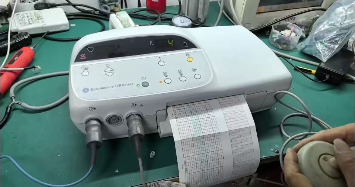 Monitor janin GE 170 terpakai