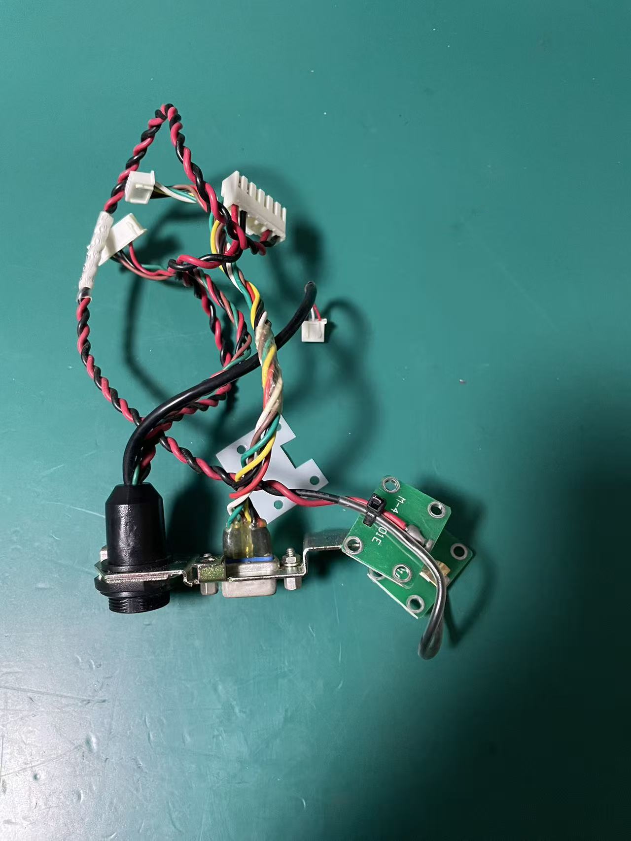 Phlilips UT3000A monitor base power interface, battery board M-4A1F01E and VGA interface component