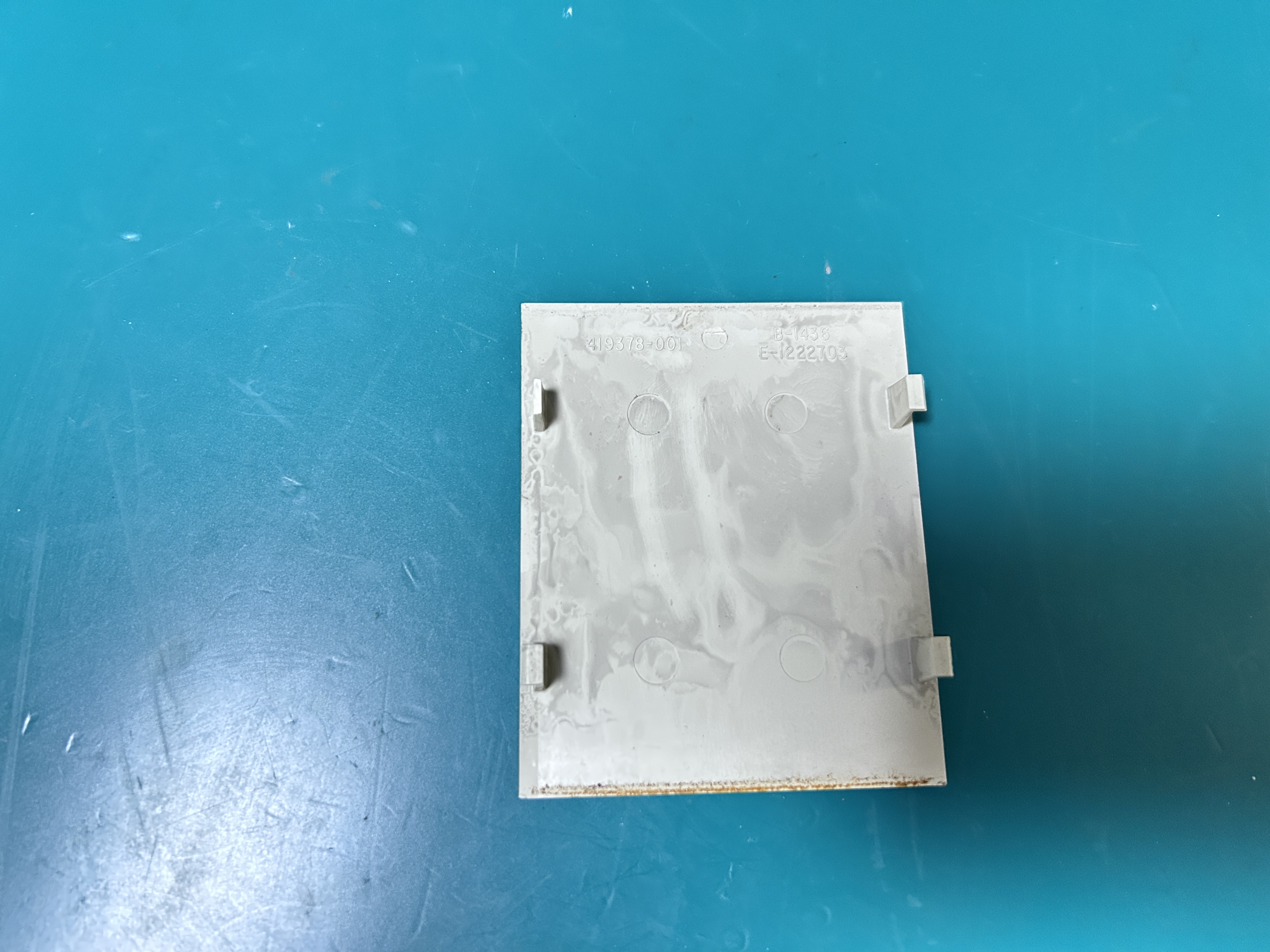 GE DASH2000 monitor side cover 419378-001 B-1436 E-1222703