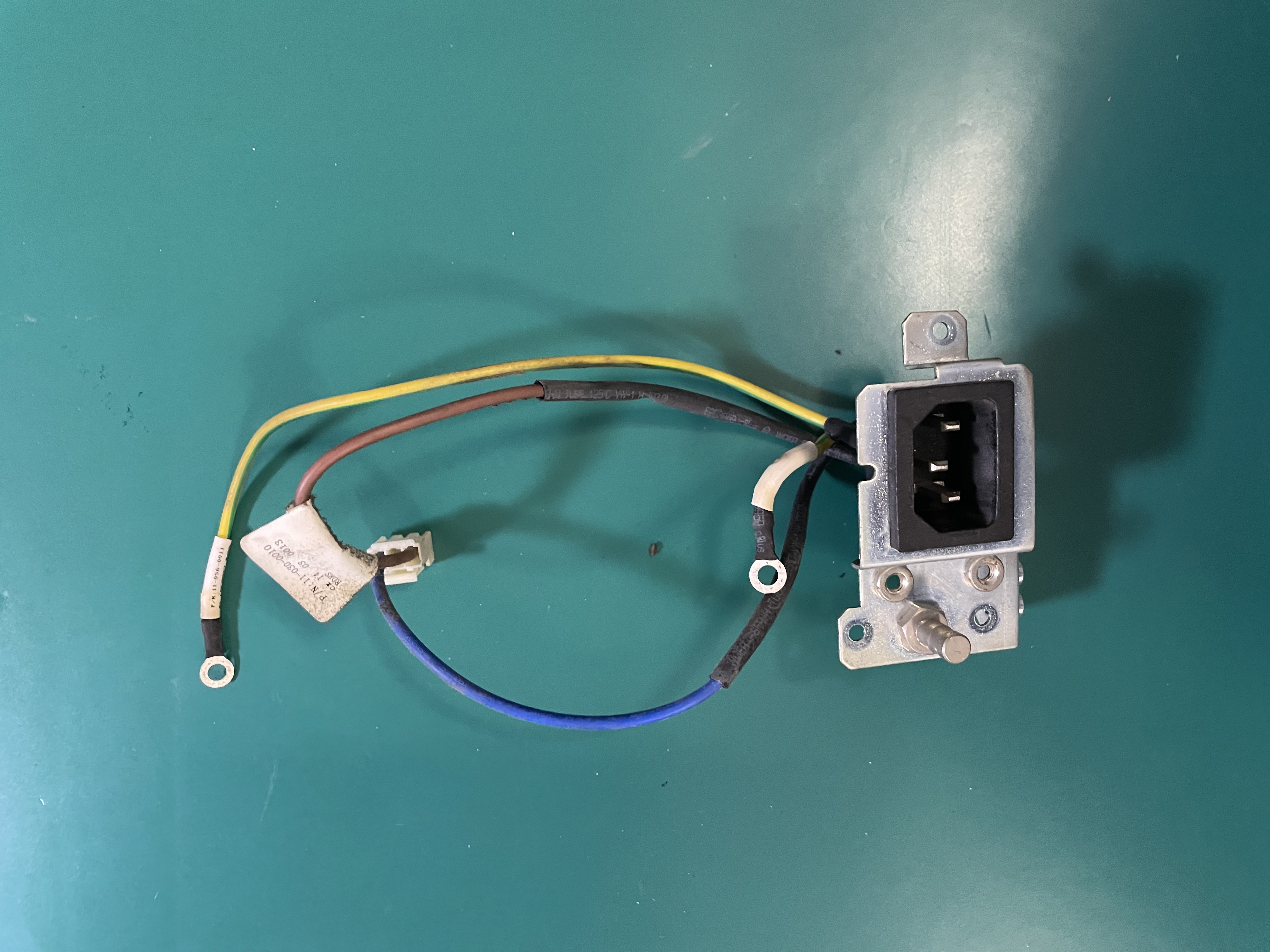 ชุดสายไฟสามขาและสายดินสำหรับจอภาพ Biolight BLT Q5