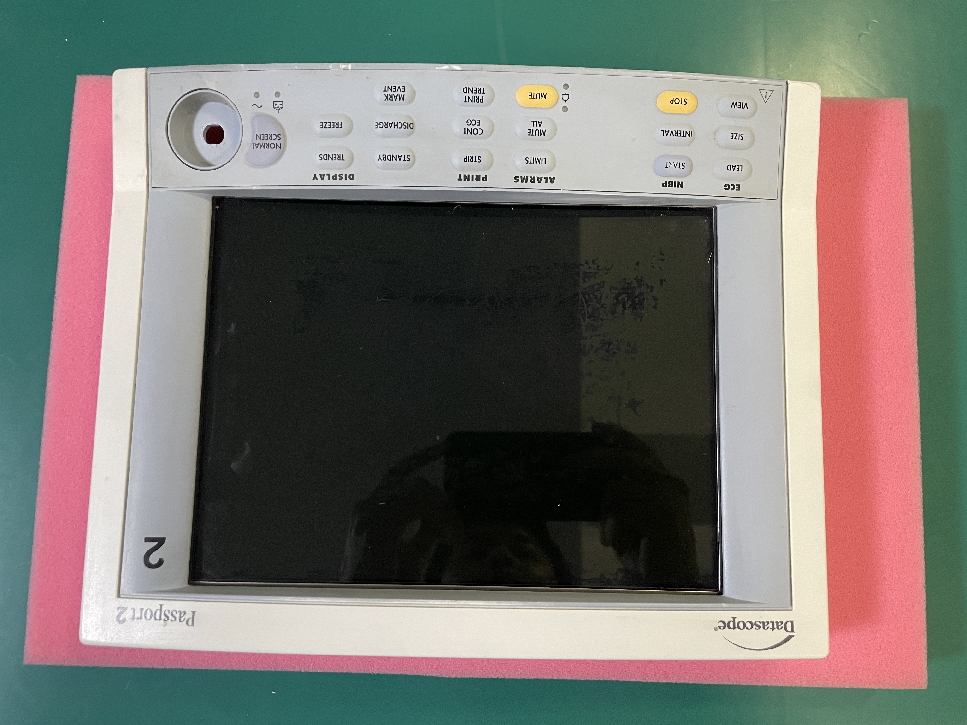 Mindray Datascope Passport 2 Monitor Display Front Frame Panel Assembly NL6448BC33-46