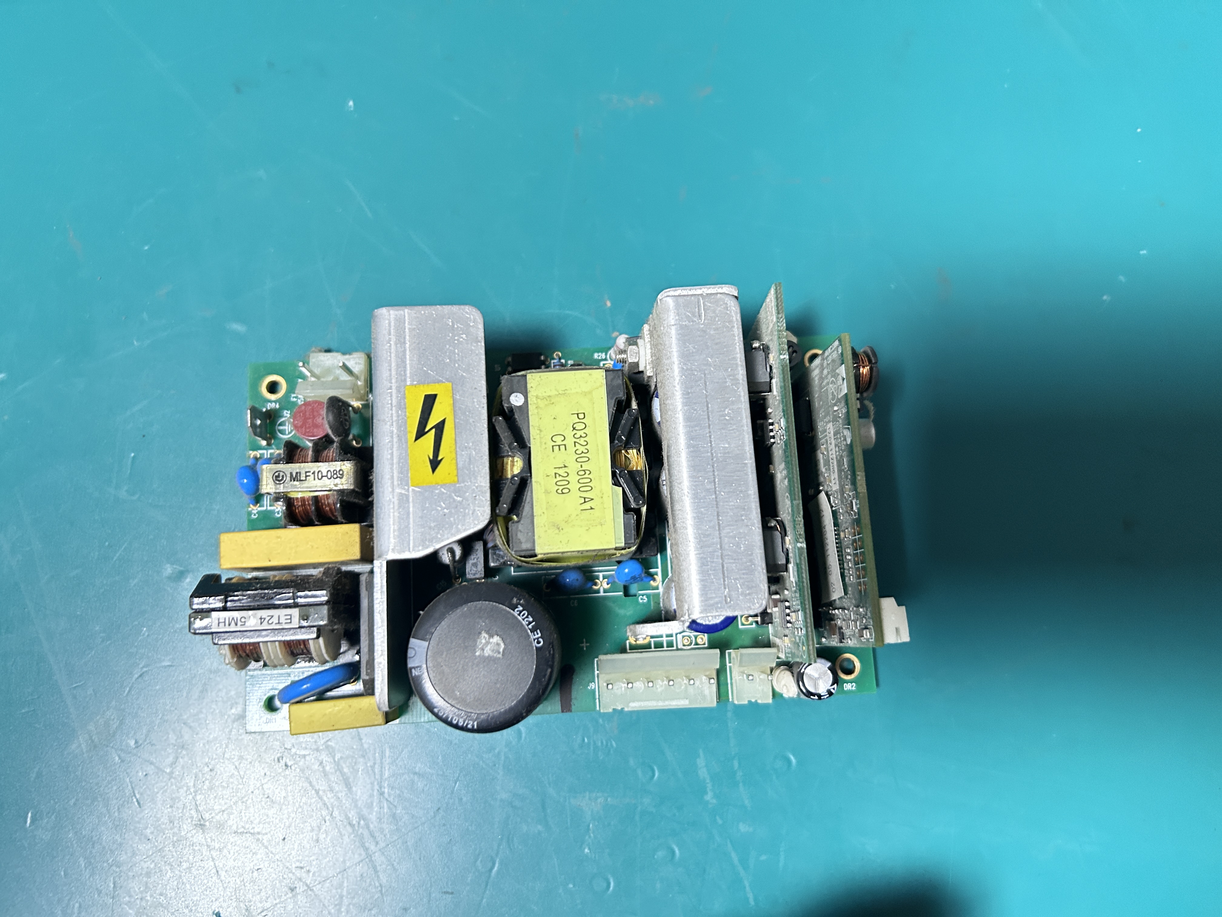 Placa de alimentación para monitor fetal EDAN F2 MS1R-112195-V1