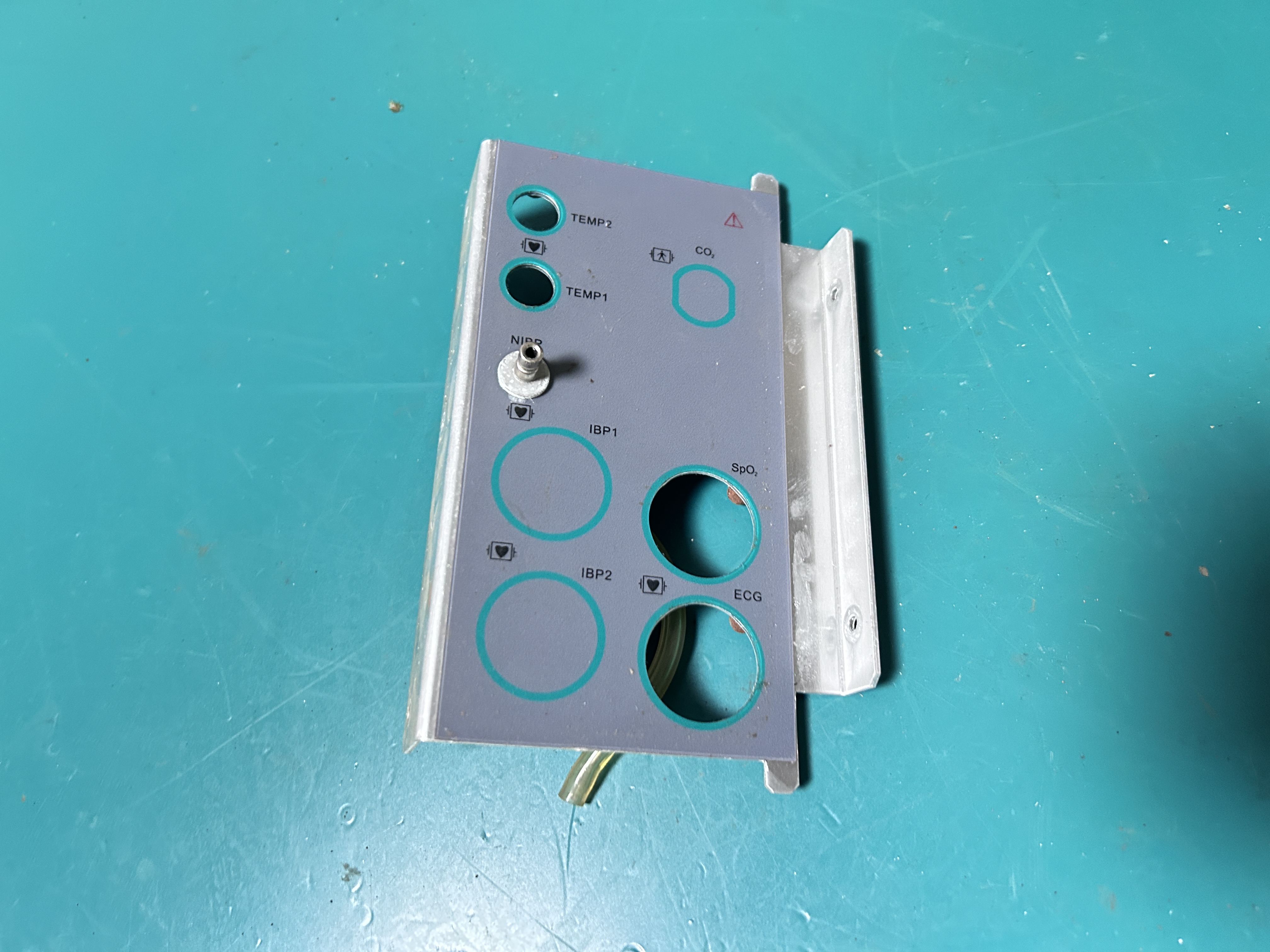 Panel Parameter Monitor Pesakit Biolight M66