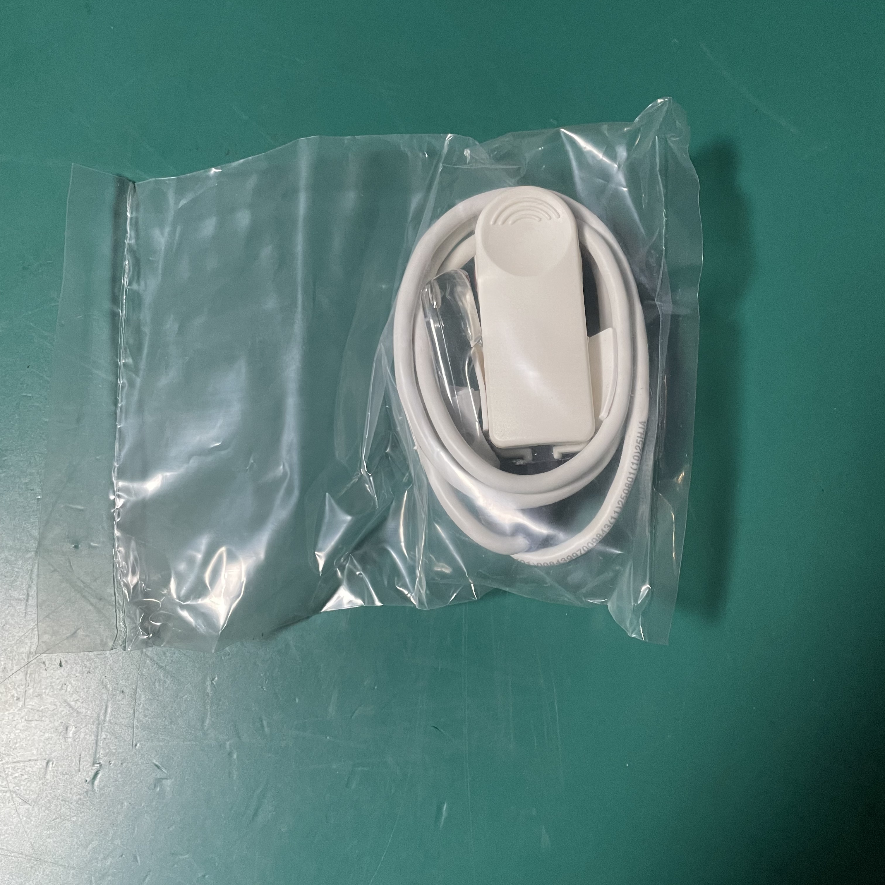 Masimo RD SET DCI SpO2 Adult Reutilizable Finger Clip Sensors REF 4050 LOTE 25HJA