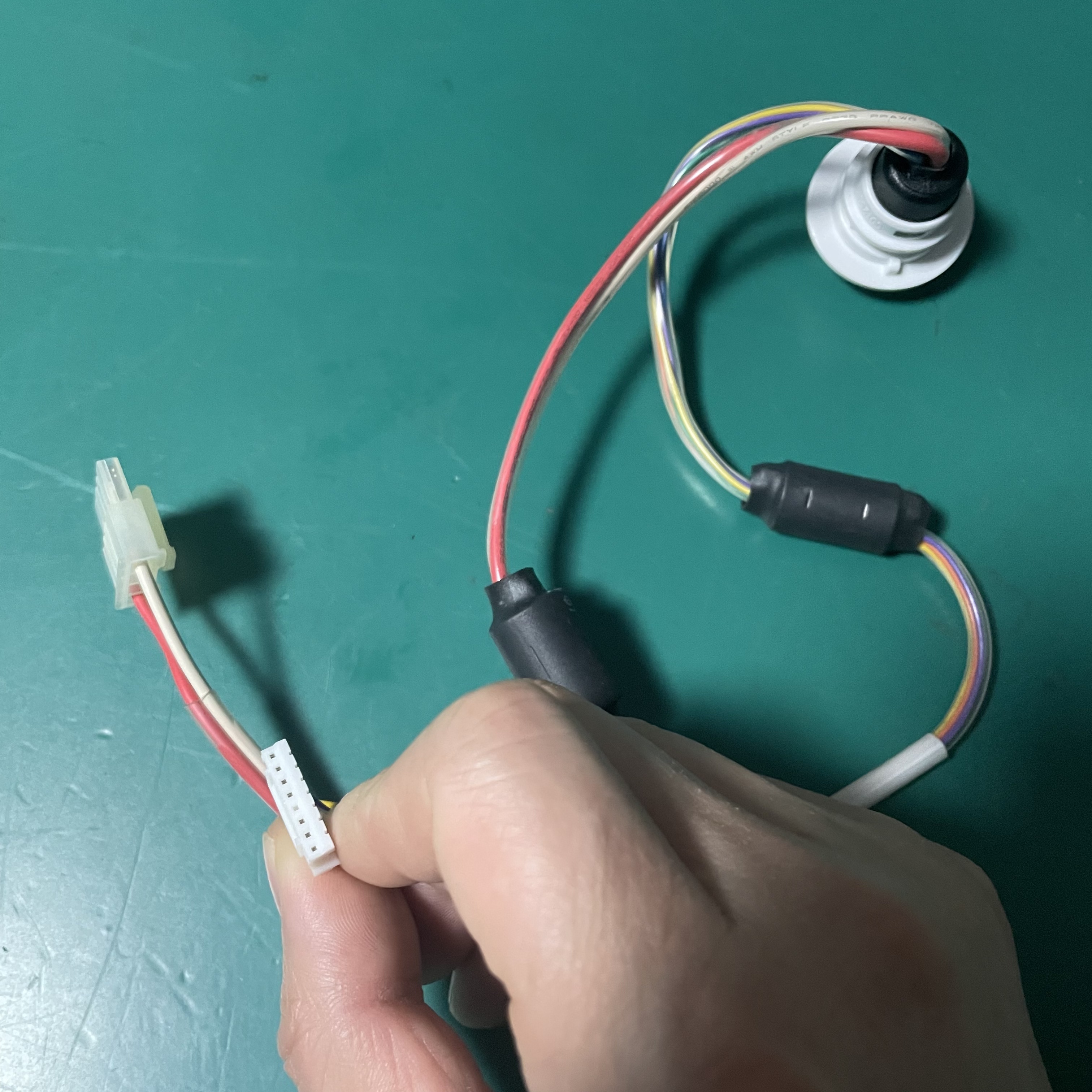 Antara muka dan pendawaian pemegang elektrod defibrilator Mindray D3