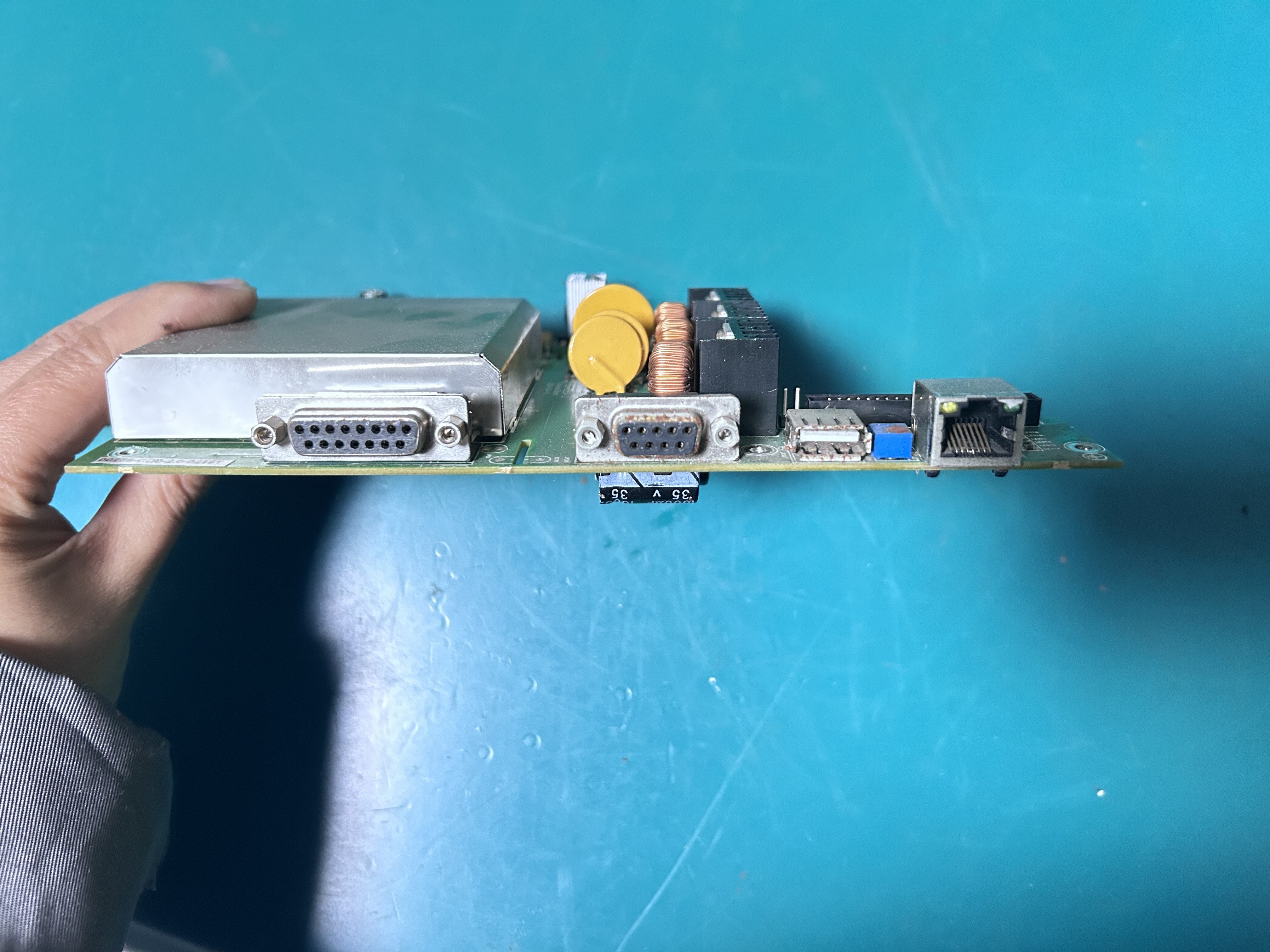 Carewell ECG-1112 ECG Machine power management board includes a VGA network card and USB interface 112L-00254