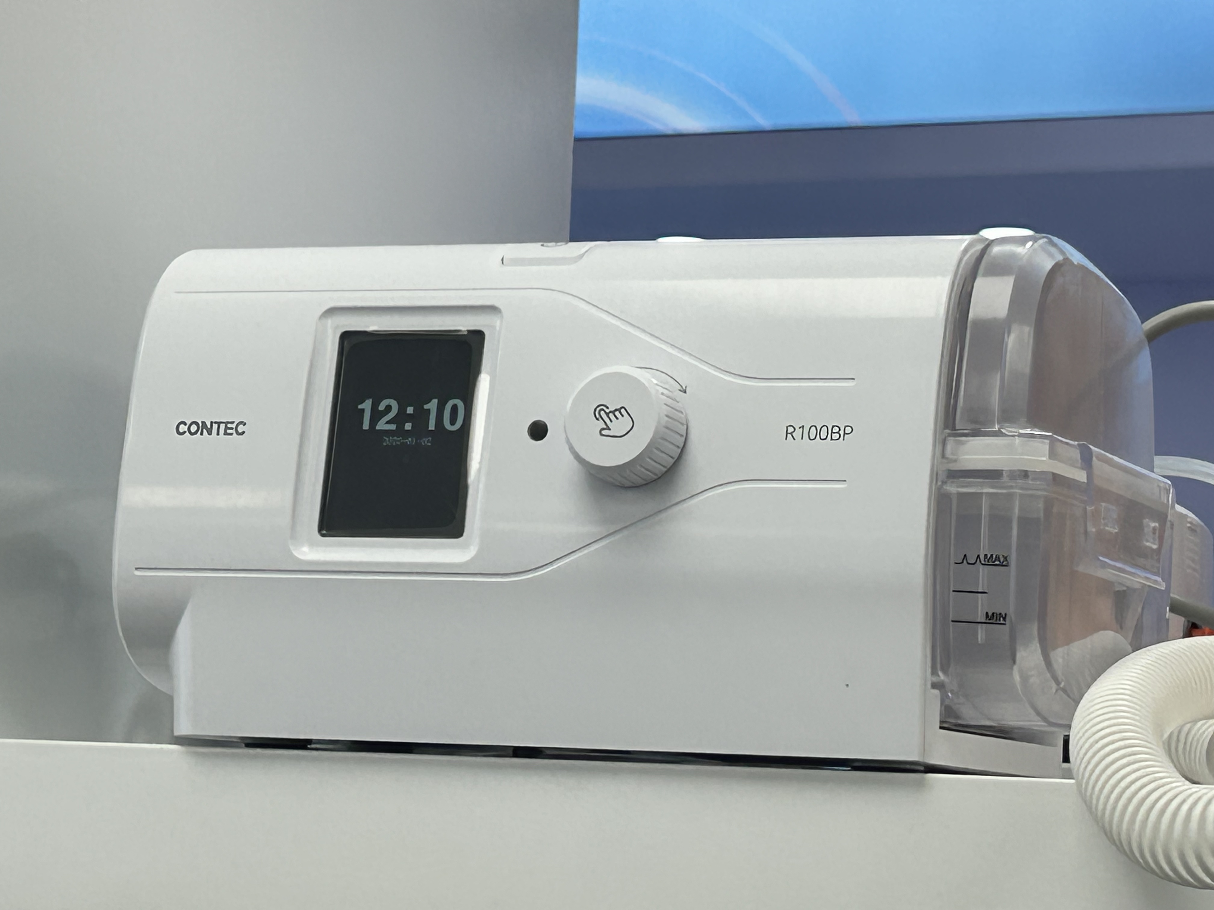 Mesin Terapi Pengudaraan Tekanan Positif CONTEC R100BP