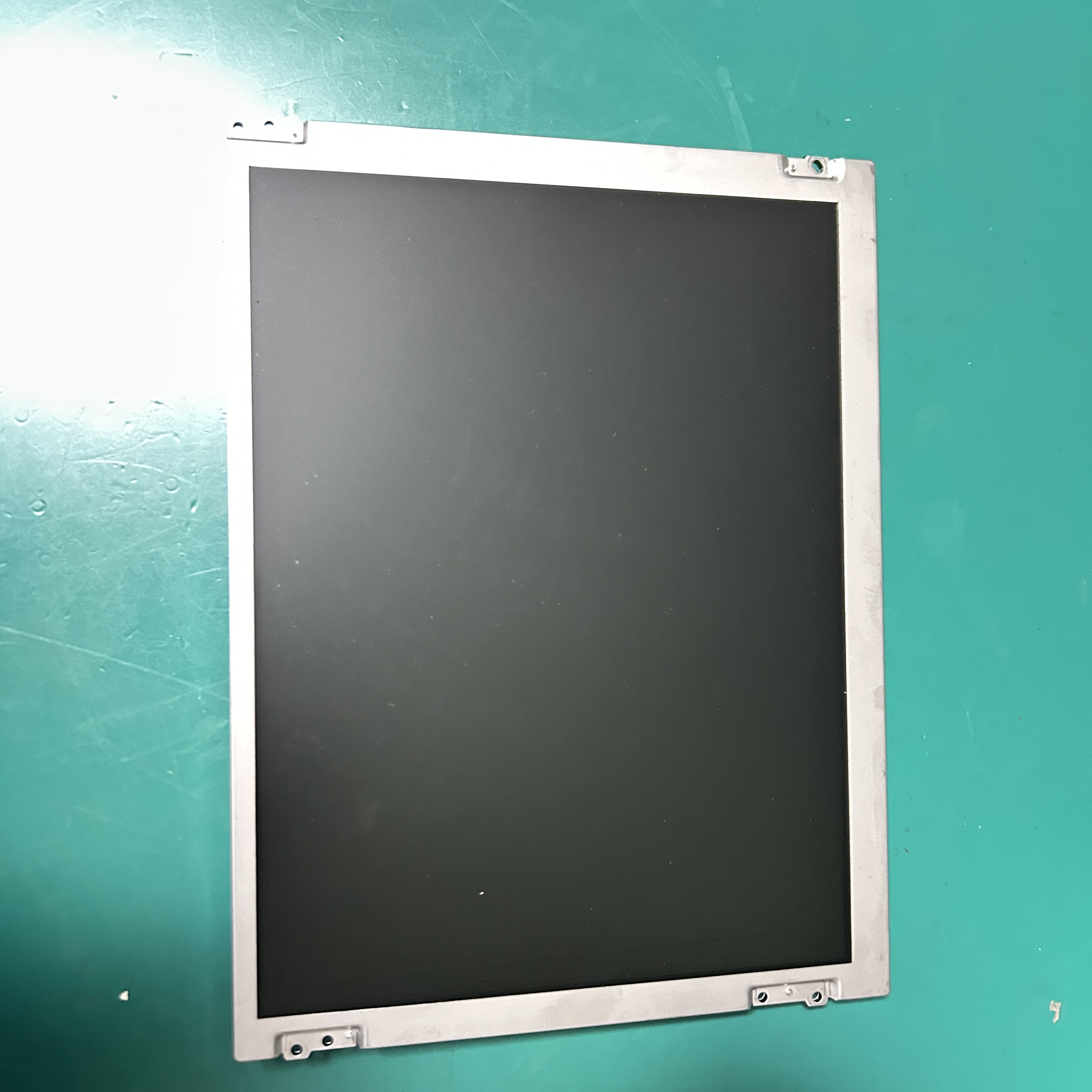 Paparan monitor pesakit Edan IM9 G121SN01