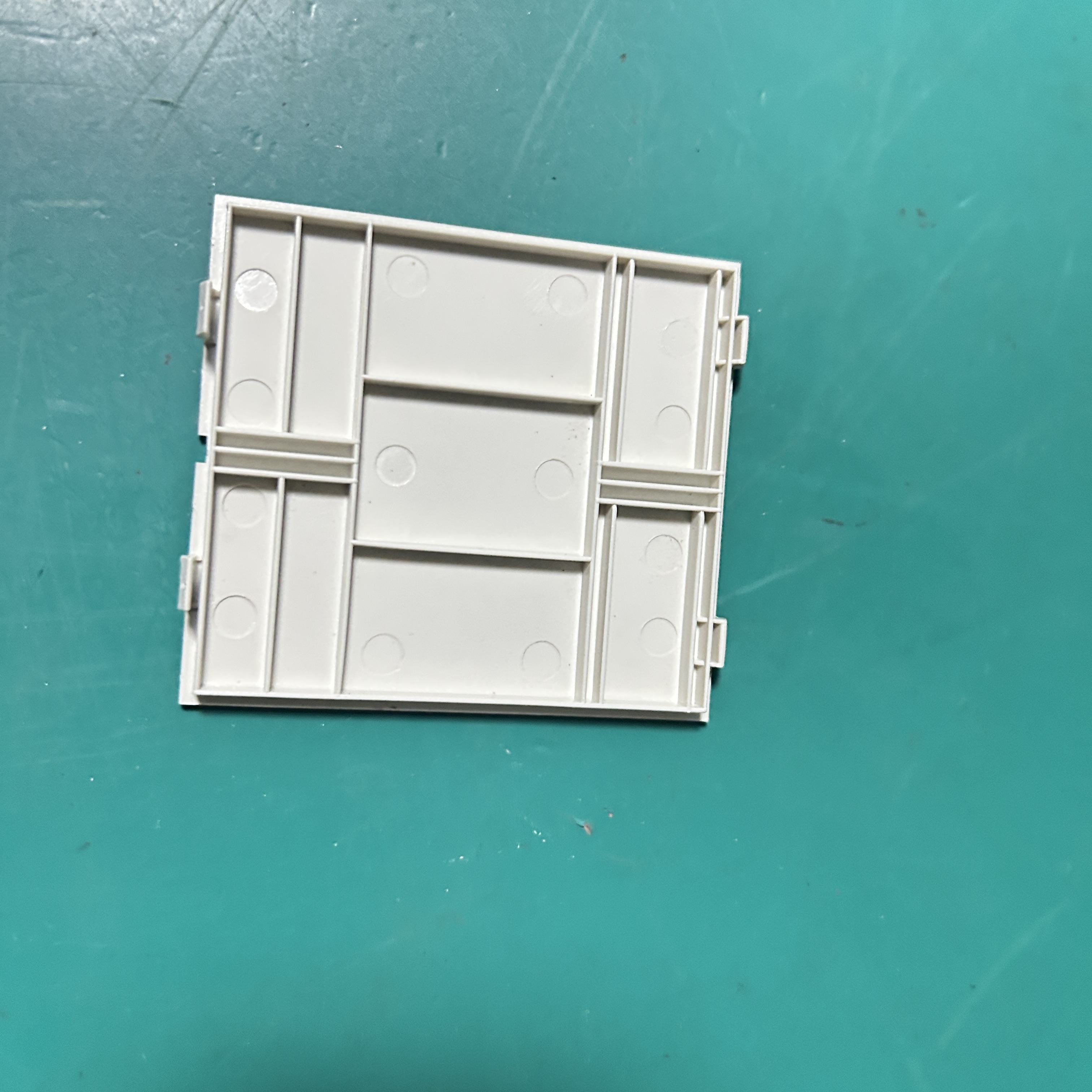 Mindray IPM12 Patient Monitor Side Cover