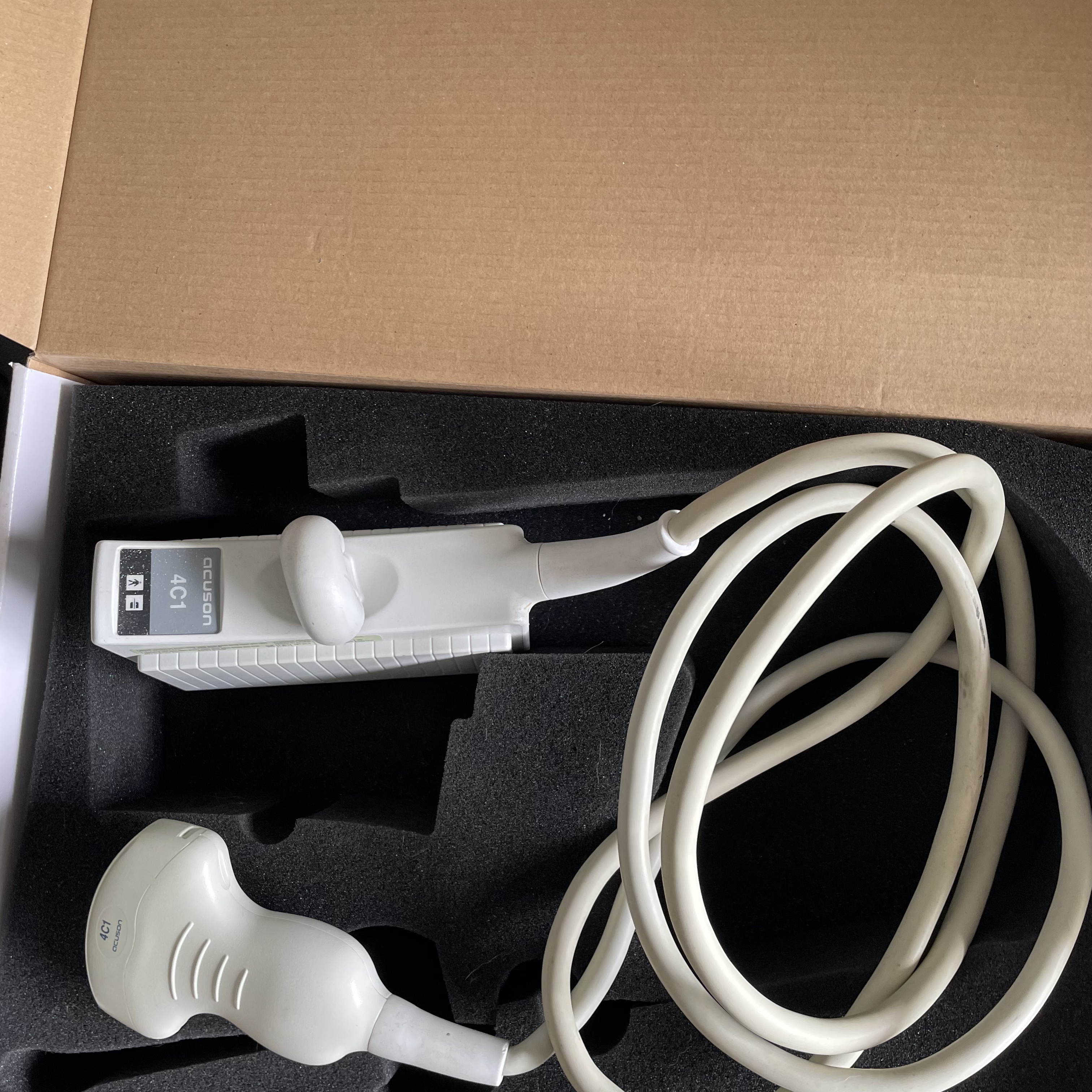 SIEMENS ACUSON 4C1 Phased Array Cardiac Ultrasound Probe 08268526