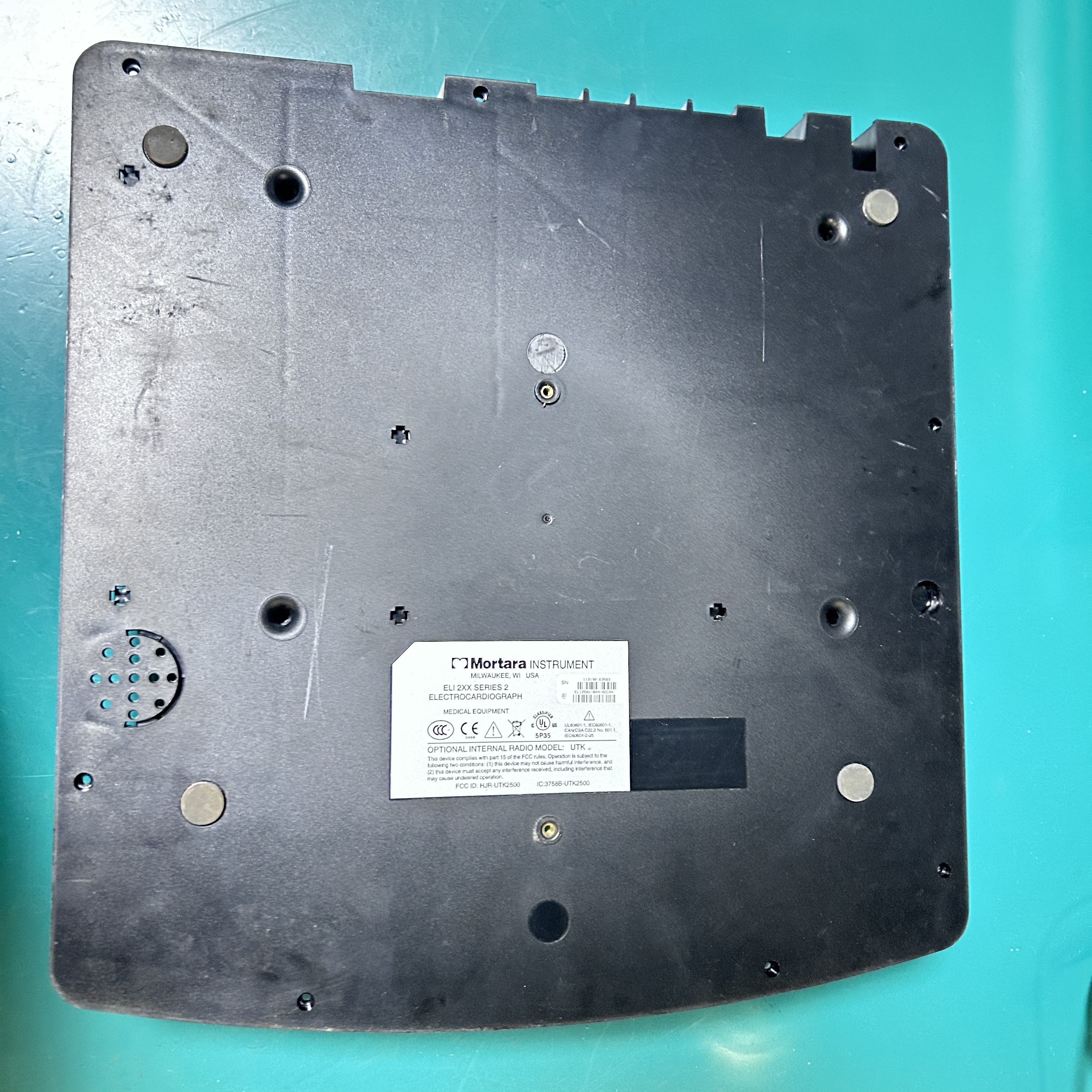 Penutup bawah mesin ECG Mortara ELI250C