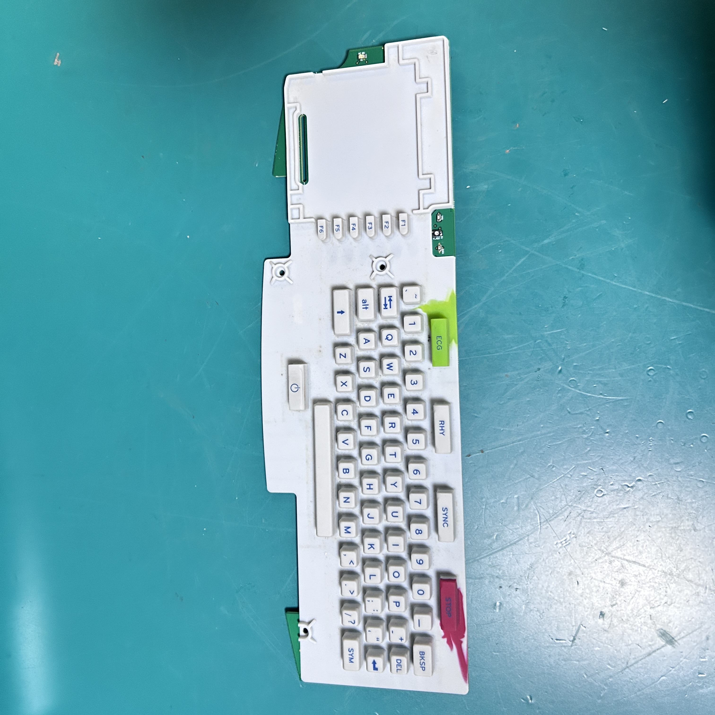 แป้นพิมพ์เครื่อง ECG MORTARA ELI250C พร้อมฟิล์มคีย์ 26025 -108 -50 5525 -108 -01A