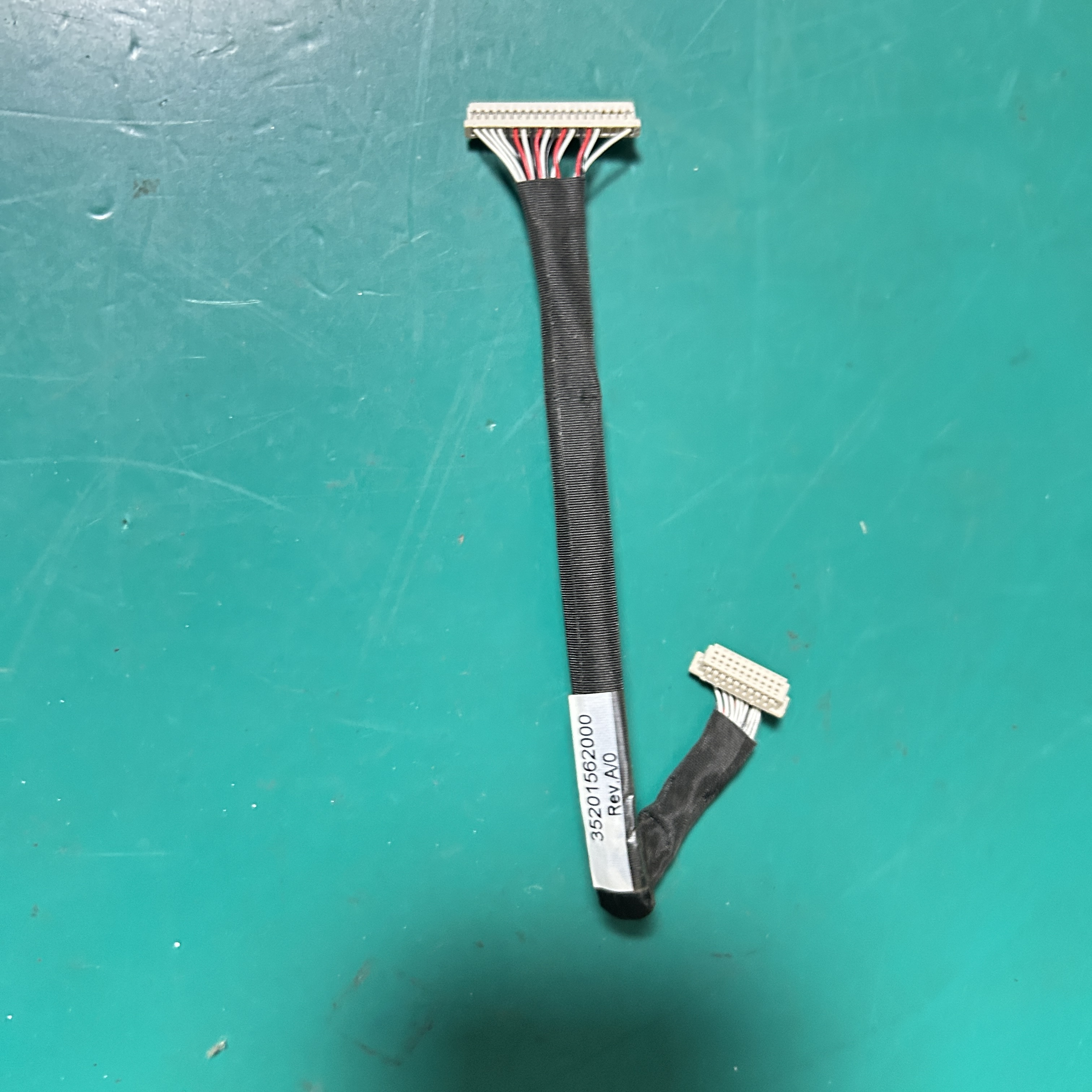 Cable de pantalla de monitor de paciente Philips Goldway UT7000C 35201562000