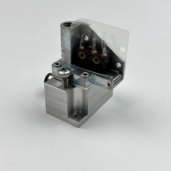 GE Aestiva 5 Aespire7100 7900 anesthesia machine pressure switch 1006-3623-000