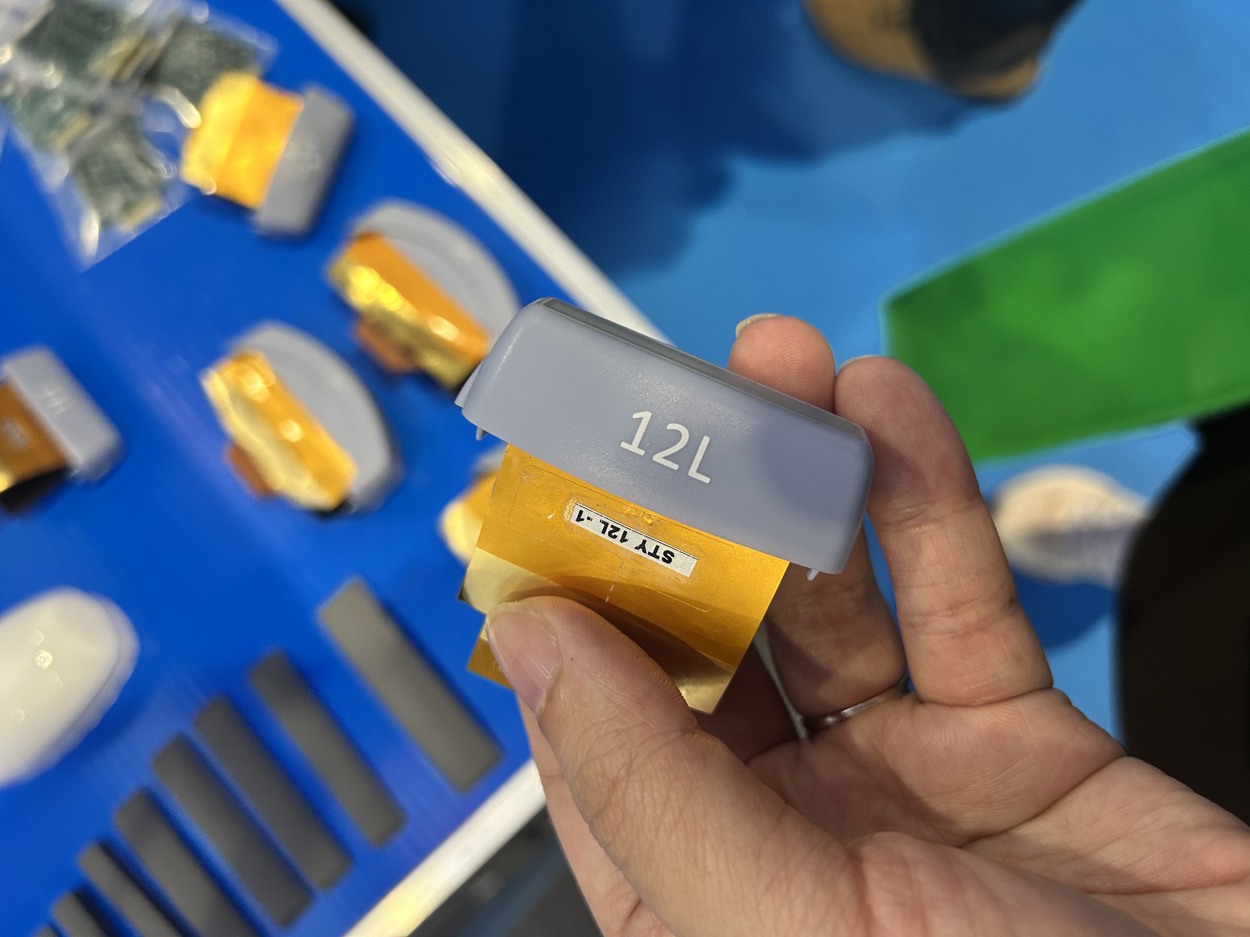 Ultrasonic probe 12L head accessory