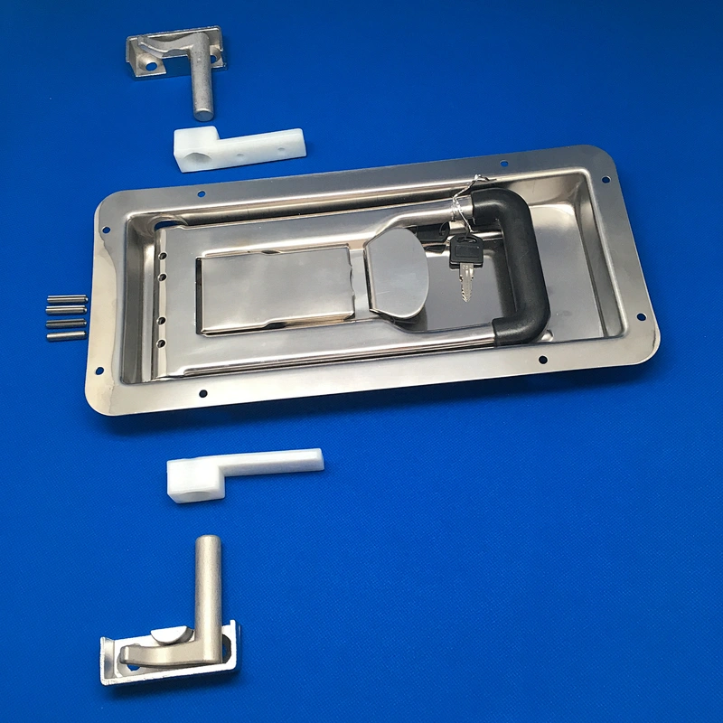 Trailer Recessed door lock for cold stroge side door