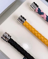 Two color weaving