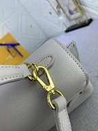 LV