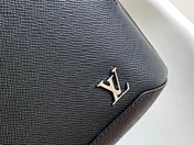 Avenue Sling Bag