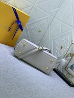 LV