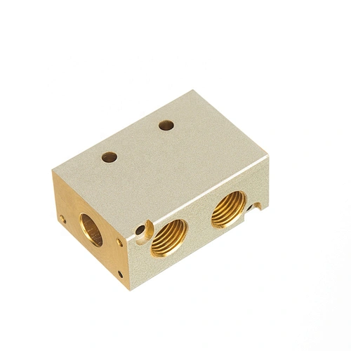 High Precision Aluminum CNC Central Machinery Milling Machine Parts Machining Components