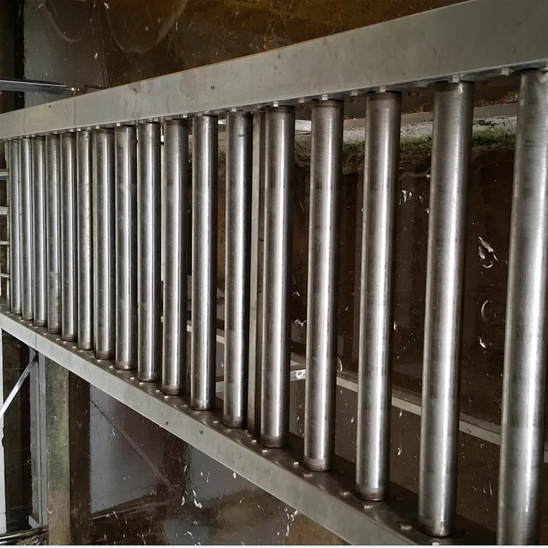 chicken birds slaughterhouse butchery automatic crate rolling type conveyor equipment