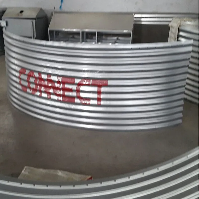 Main feeding system for poultry farm feeding equipment