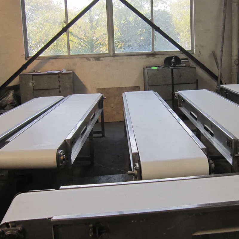 Crates conveyor for Birds receiving machine poultry processing plant equipment