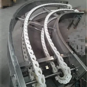 Crates Chain conveyor for Birds receiving slaughter house machine