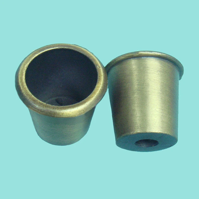 Circular zinc alloy furniture wheel brass caster cups