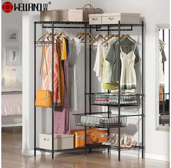 Rack de roupas de metal em forma de L