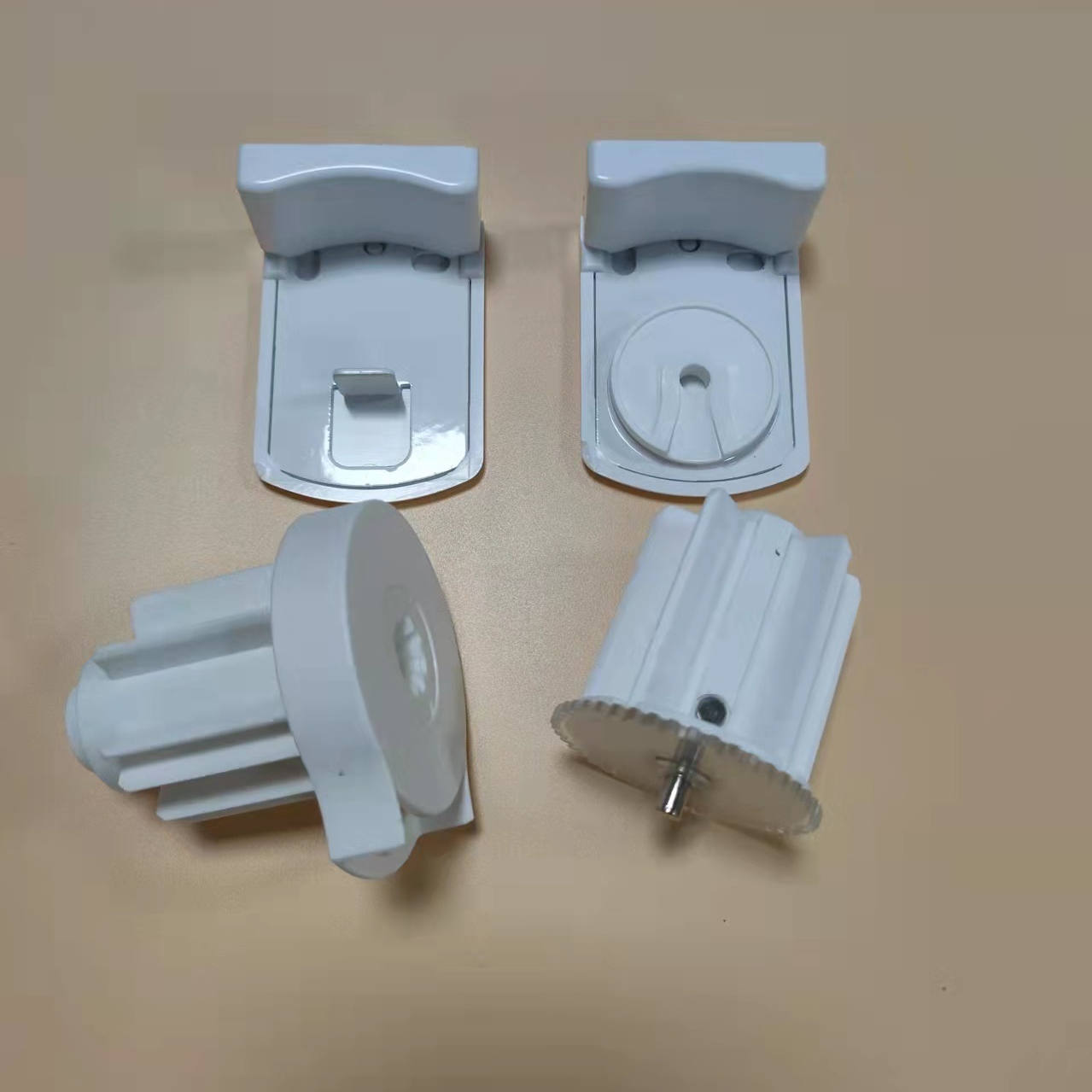 42mmTube Roller Blinds Components Black White Roller Clutch Bracket